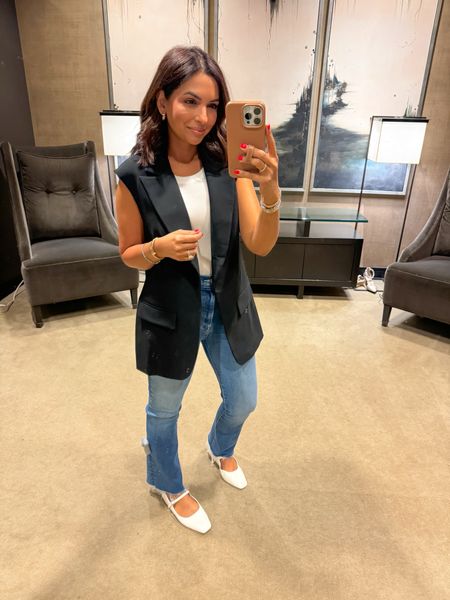 This vest is so on trend right now, I’m wearing an XS and a 25 in the Mother jeans. 

#LTKSaleAlert #LTKxNSale