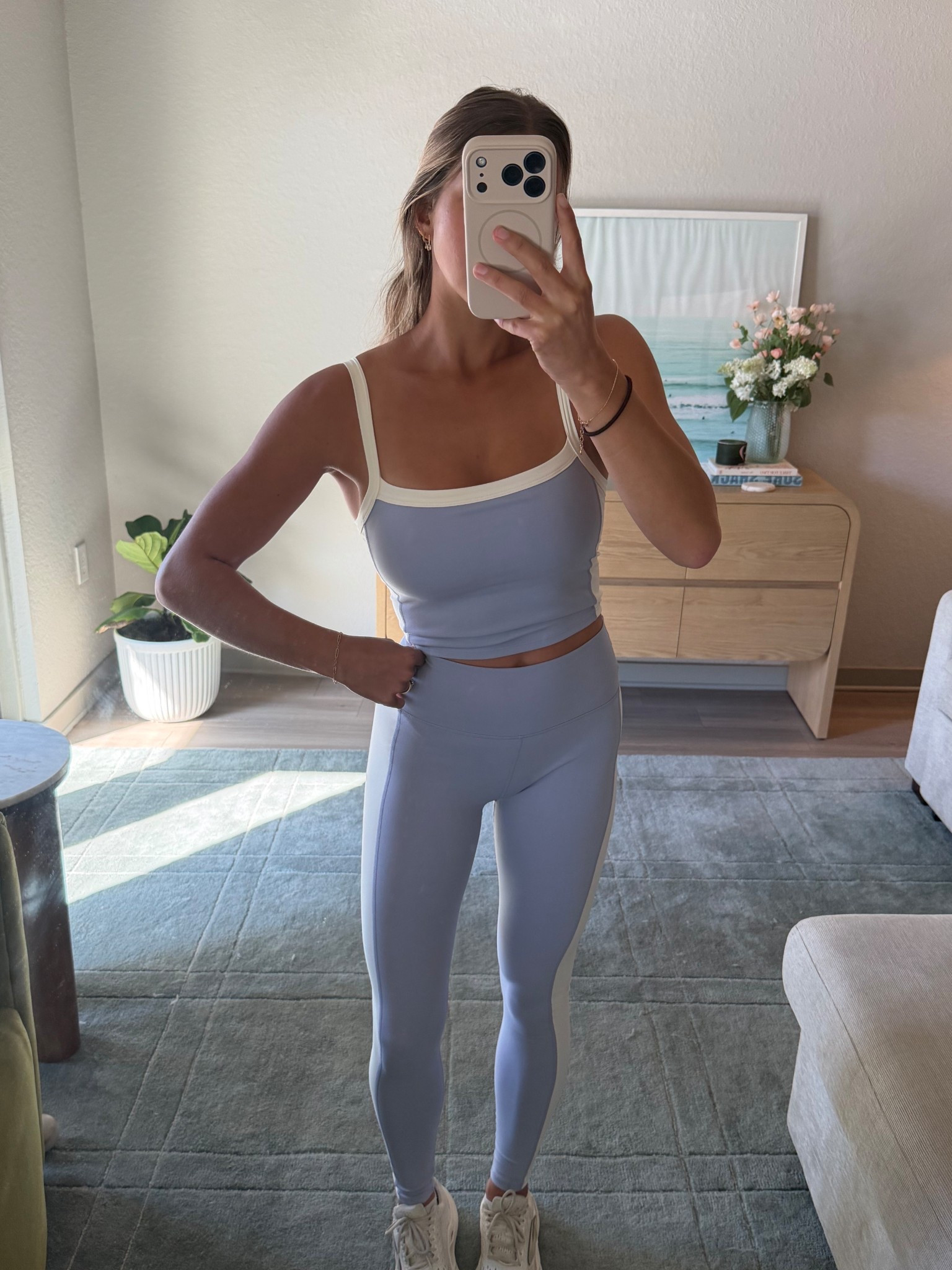 S in top 
XS in bottoms 


#LTKootd #LTKfitnessgoals #LTKgrwm