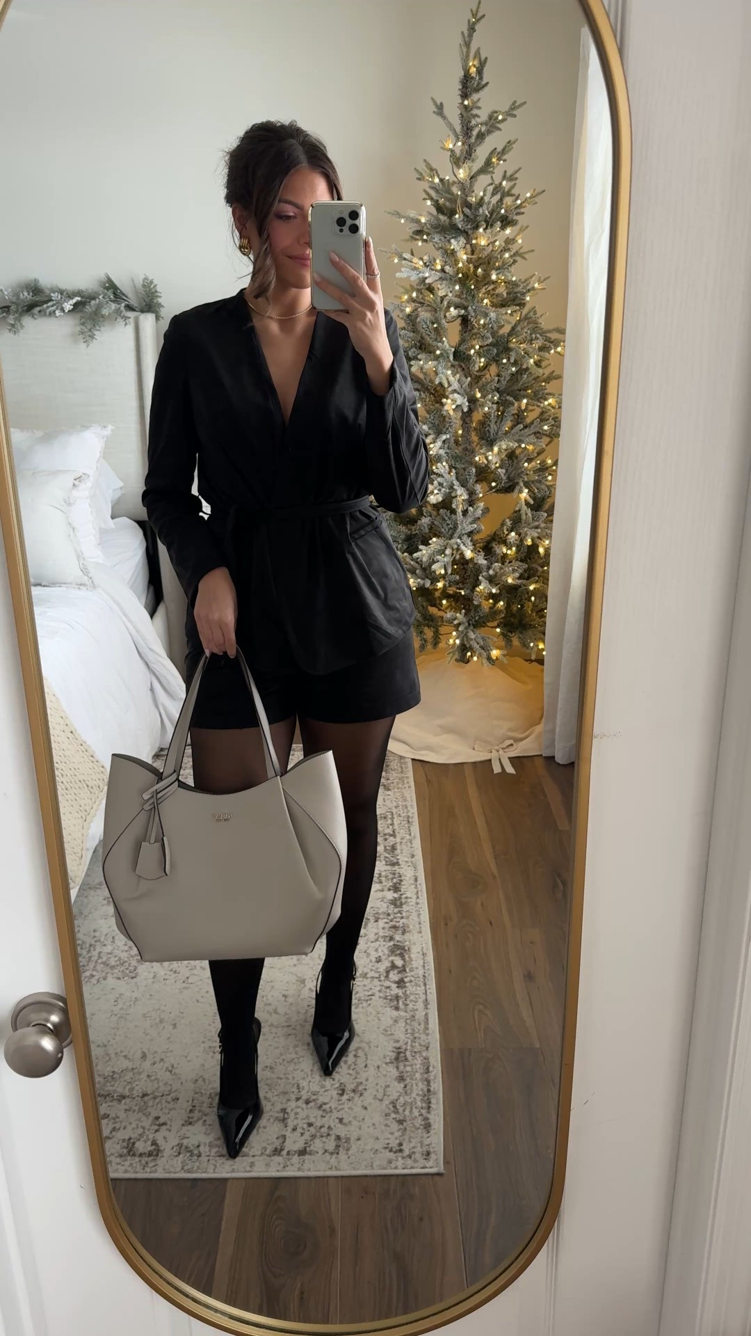 Linked my outfit & tote bag below! @guess #ad #GUESSPartner

#LTKHoliday #LTKootd #LTKGiftGuide