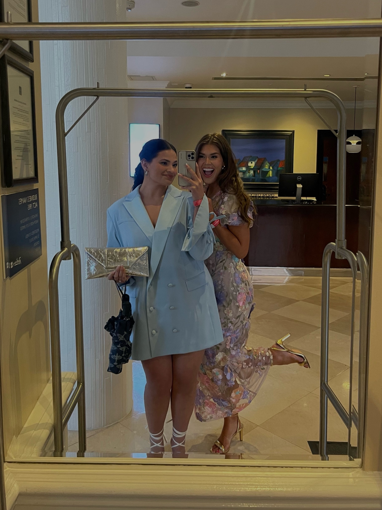 Spring cocktail dresses!!💐

Light blue blazer dress & 3D floral bodycon midi dress. Both from Amazon!


#LTKStyleTip #LTKSeasonal #LTKMidsize