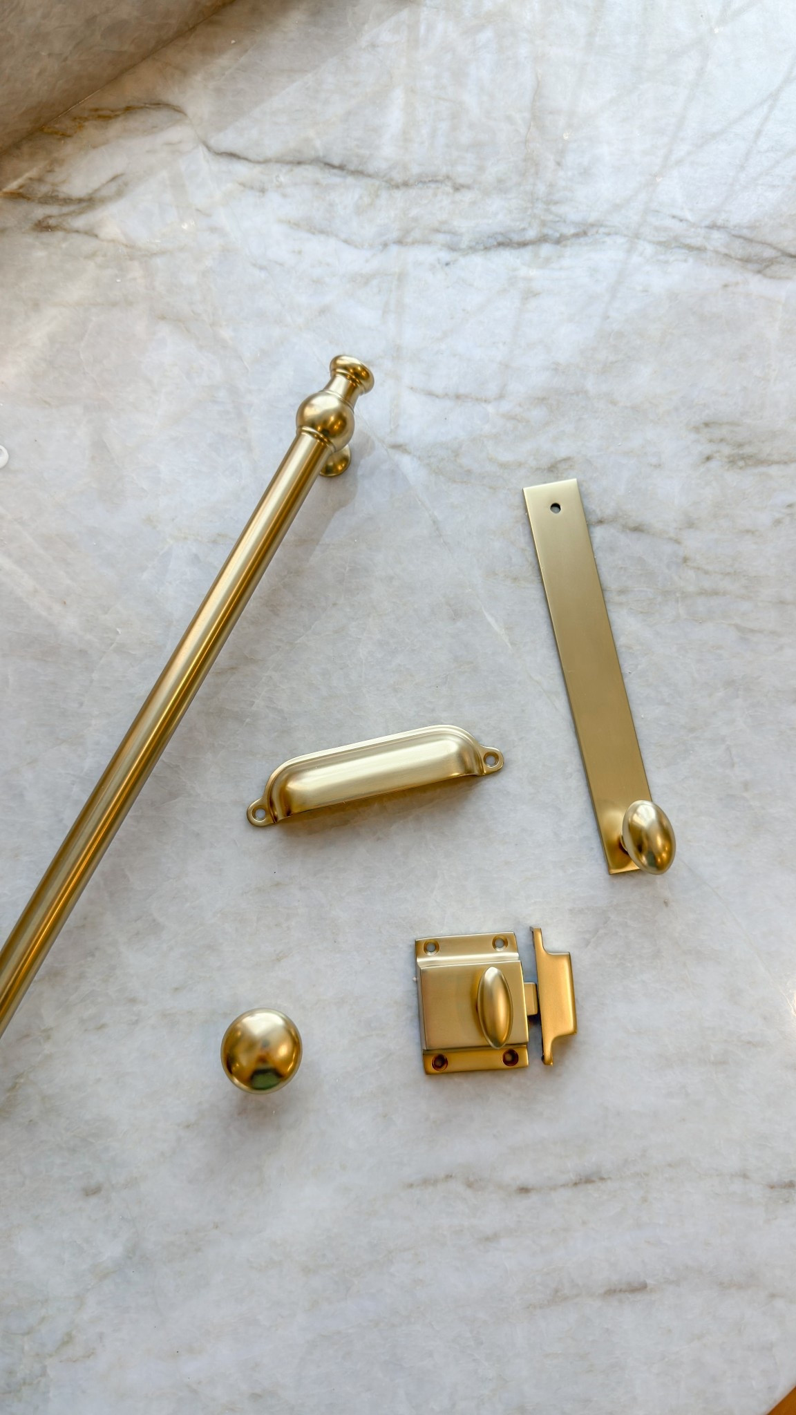 New kitchen hardware 🙌🏼 we went with color Aged Brass



#LTKHome