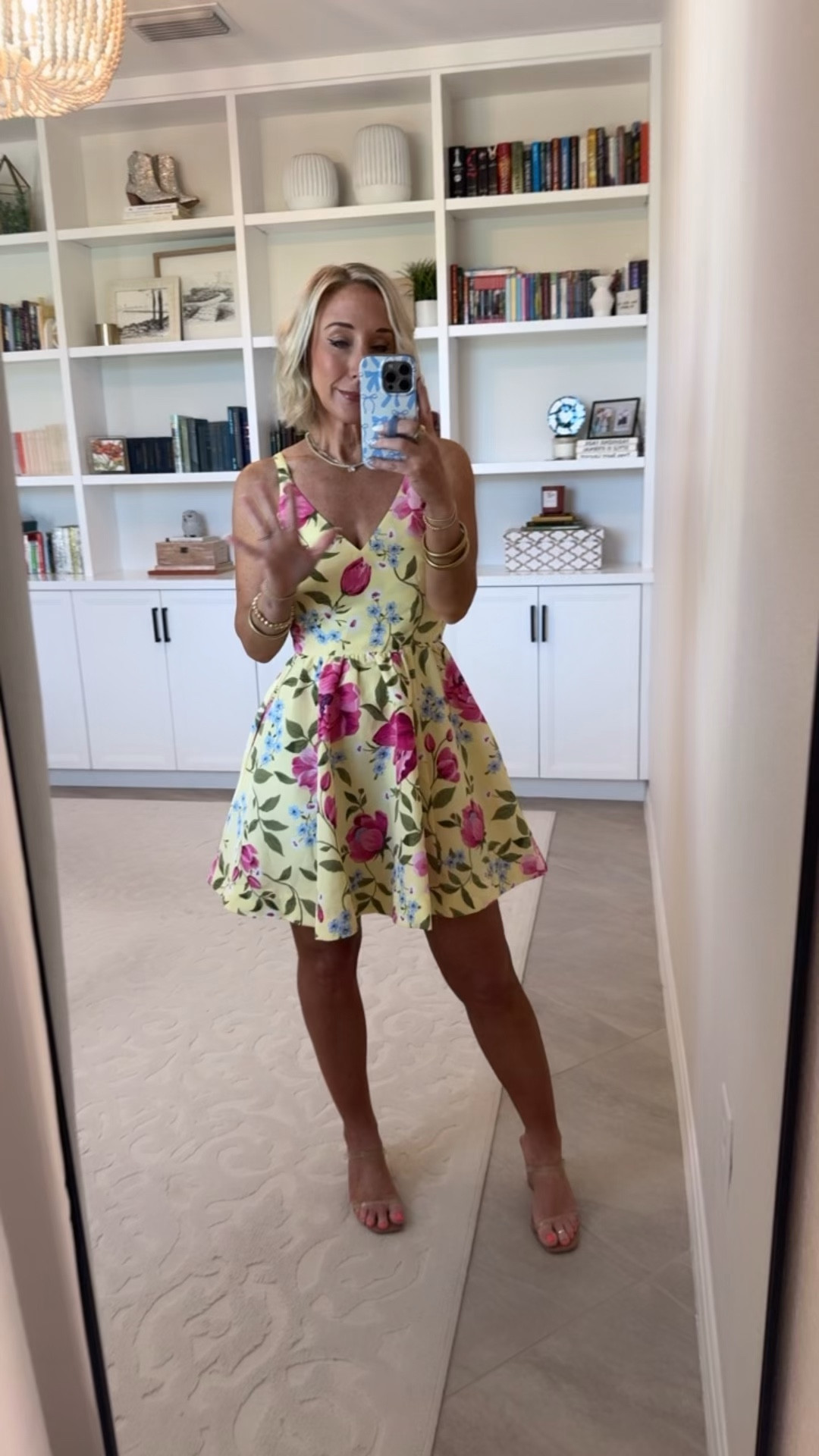 Spring Haul - not so rapid unboxing… part 2 (And most of it is on sale!!) Fit & Flare V-Neck Taffeta Mini Dress - size XS. 2 colors. Was $49.99, now $24.99. 

 

#LTKOver40 #LTKSeasonal #LTKSaleAlert