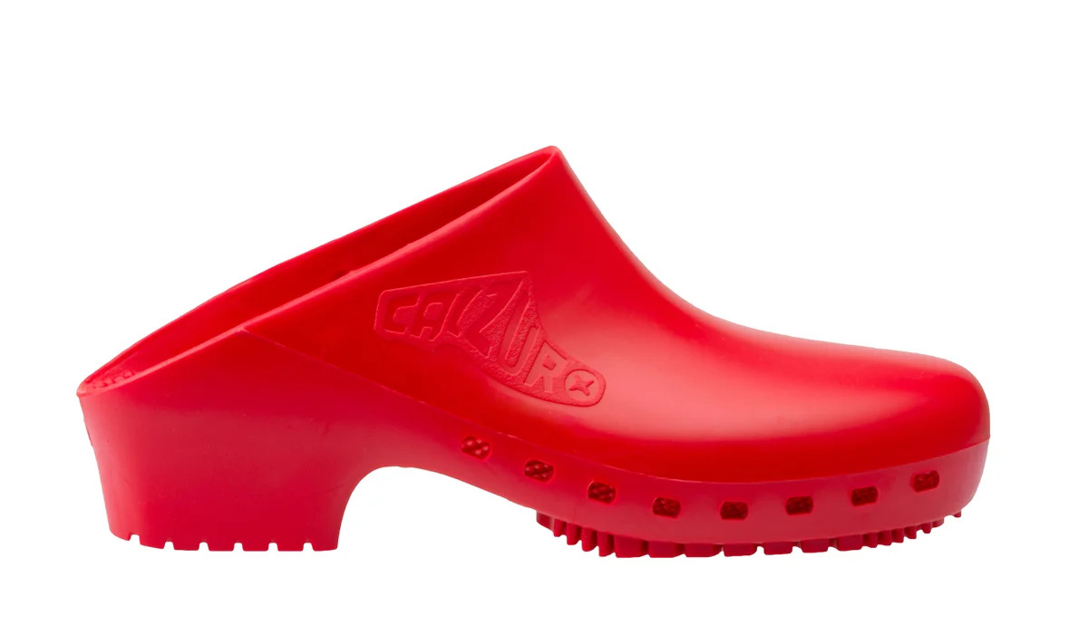 Calzuro Classic Red Clogs | Slip-resistant Footwear | Calzuro | Calzuro