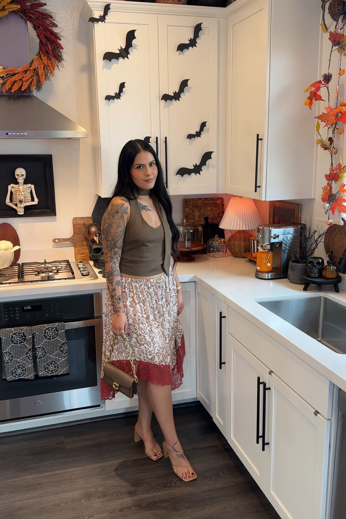 Summer to Fall Outfit 🍂

#LTKHome #LTKSeasonal #LTKStyleTip