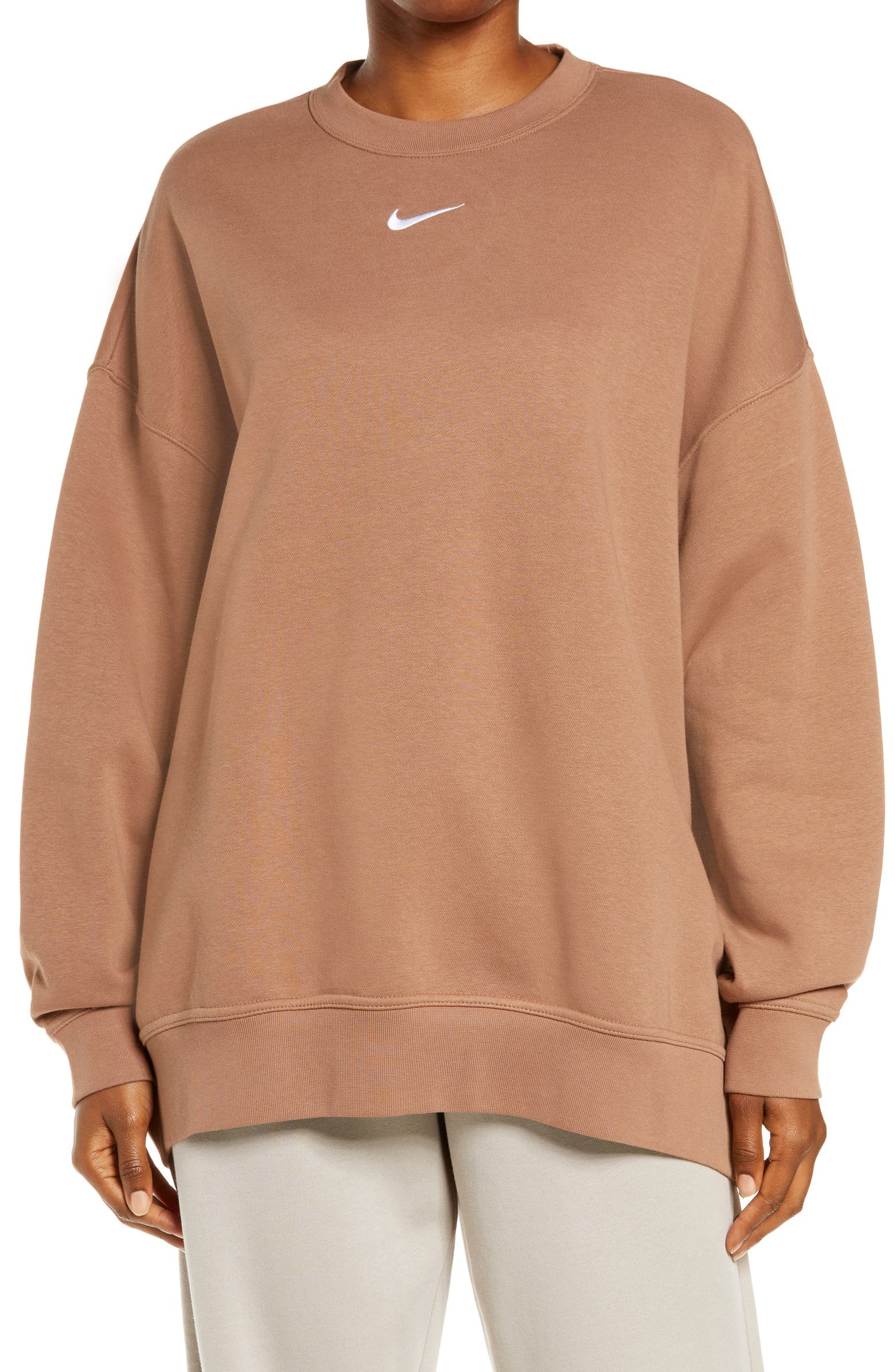 Sportswear Collection Essentials Oversize Fleece Crew Sweatshirt | Nordstrom | Nordstrom