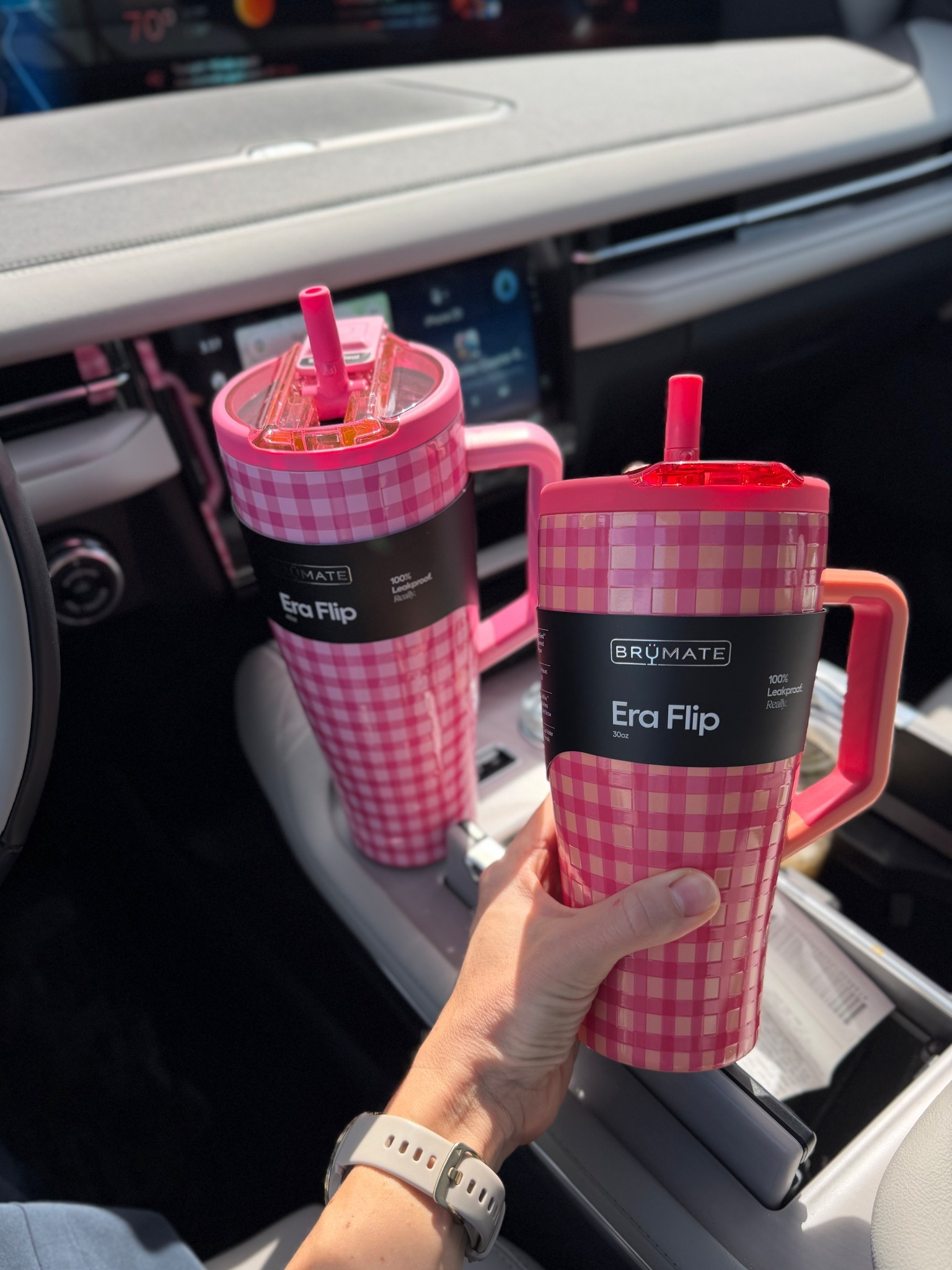 Gaaah these new BruMates 😍 I haven’t bought a new one in a while and couldn’t pass up this pink gingham for summer. The 30 oz is pink/peach and 40 oz is pink on pink. 

#LTKActive #LTKmomlife #LTKMothersDay