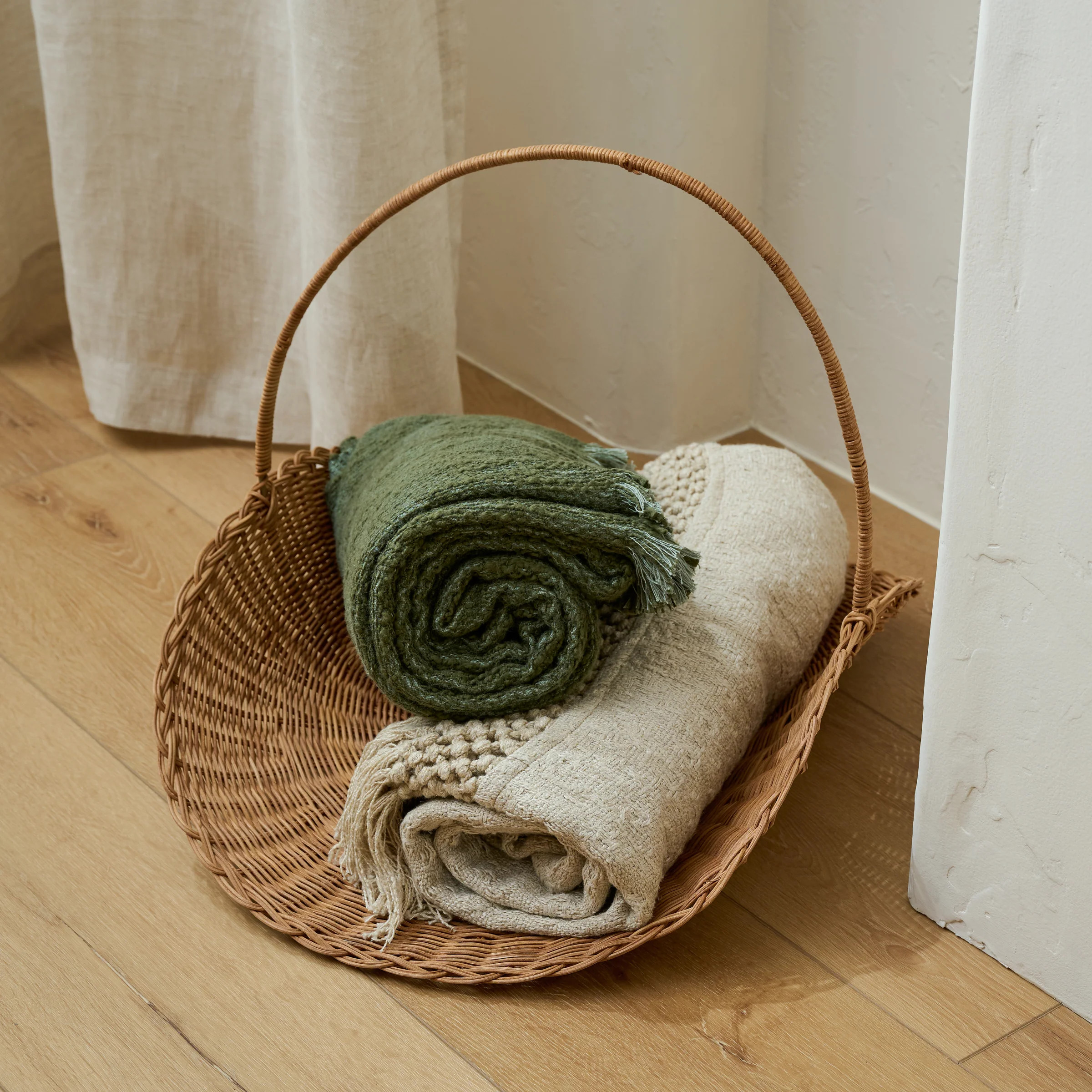 Vintage Inspired Wicker Gathering Basket | Magnolia