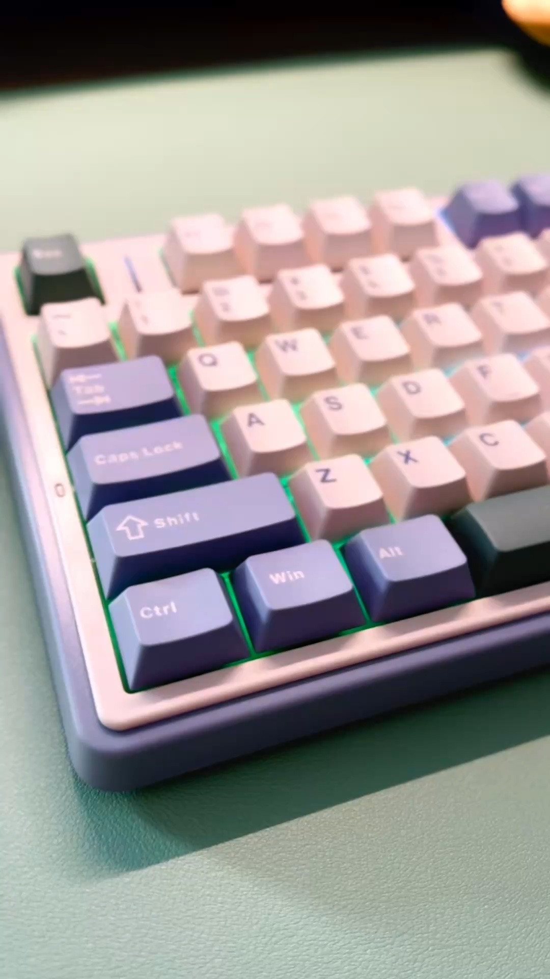 The best sound when you work, the AULA F75 is perfect and compact mechanical keyboard and the perfect addition to my work from home setup

#LTKdayinmylife #LTKmorningroutine #LTKselfcare