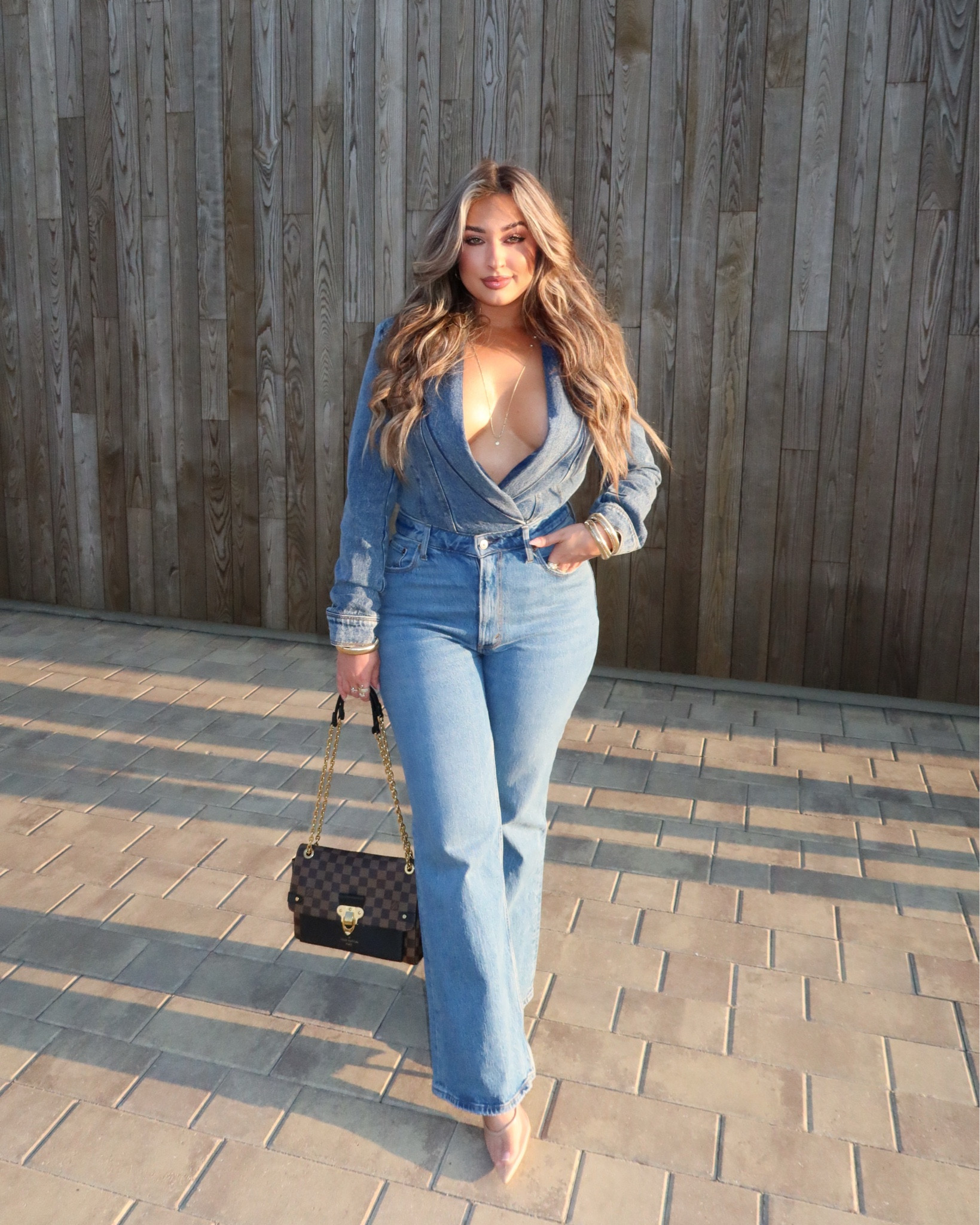 All demin outfit - wearing a large in the top and US10 regular in the curve jeans 

#LTKStyleTip #LTKNYFW #LTKCon