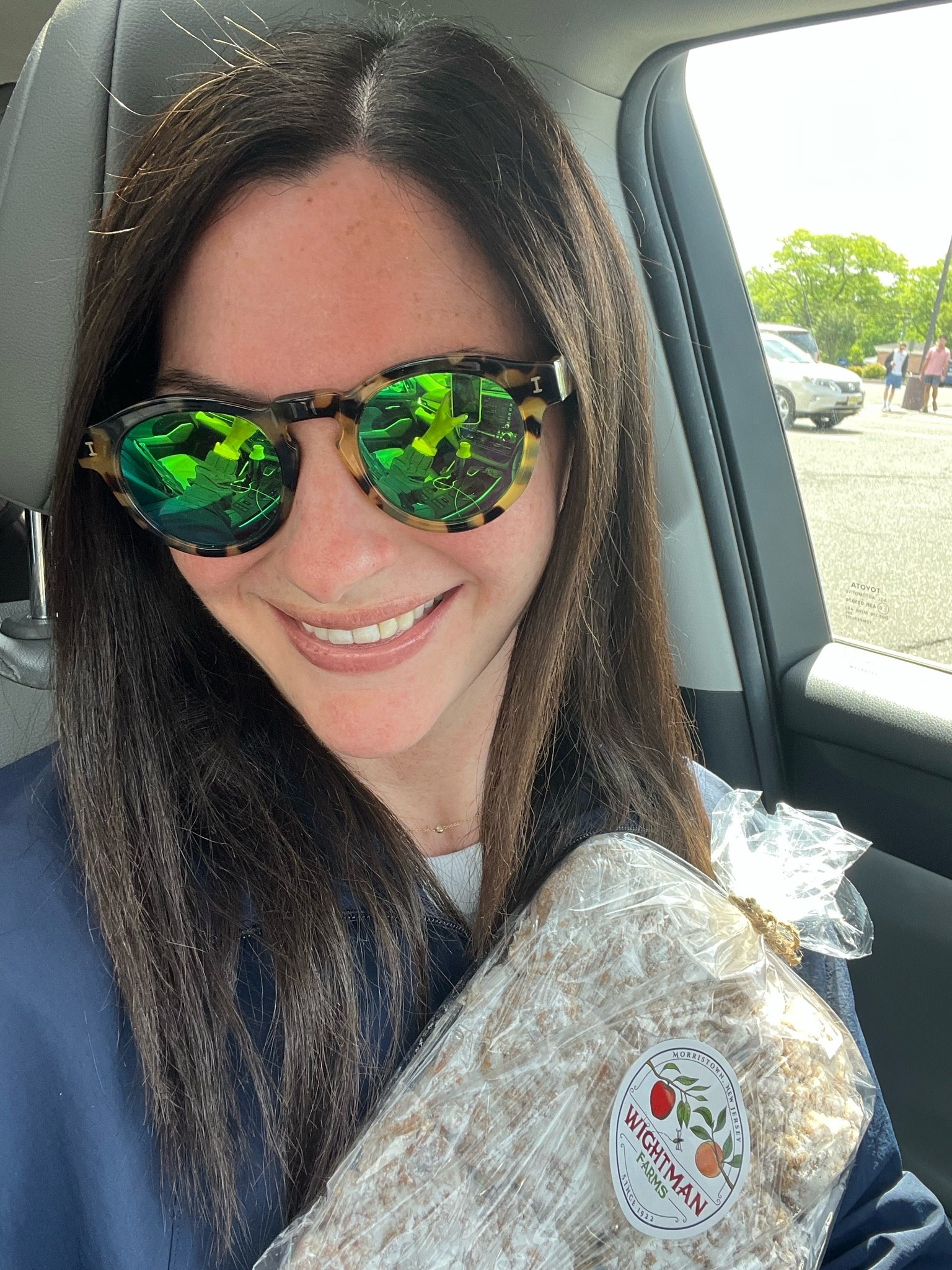 Secured the weekly crumb cake ✔️☀️
The farm was closed yesterday, the sun is finally shining after 3 straight days of rain, and honestly… I just know today is gonna be a good day 🤍 Linking my comfy casual OOTD because this weather has me feeling like a whole new person 😎

#LTKFinds #OOTD #CasualStyle #WeekendVibes #SpringStyle #alo #aloyoga #sunglasses #illesteva

#LTKmomlife #LTKfoodie #LTKdayinmylife