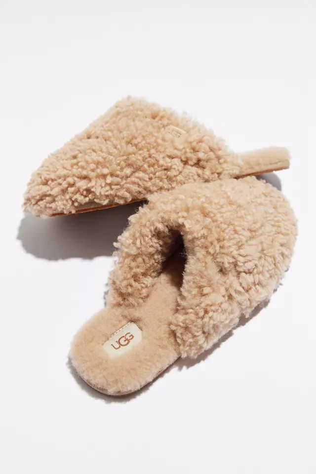UGG Maxi Curly Slipper | Urban Outfitters (US and RoW)
