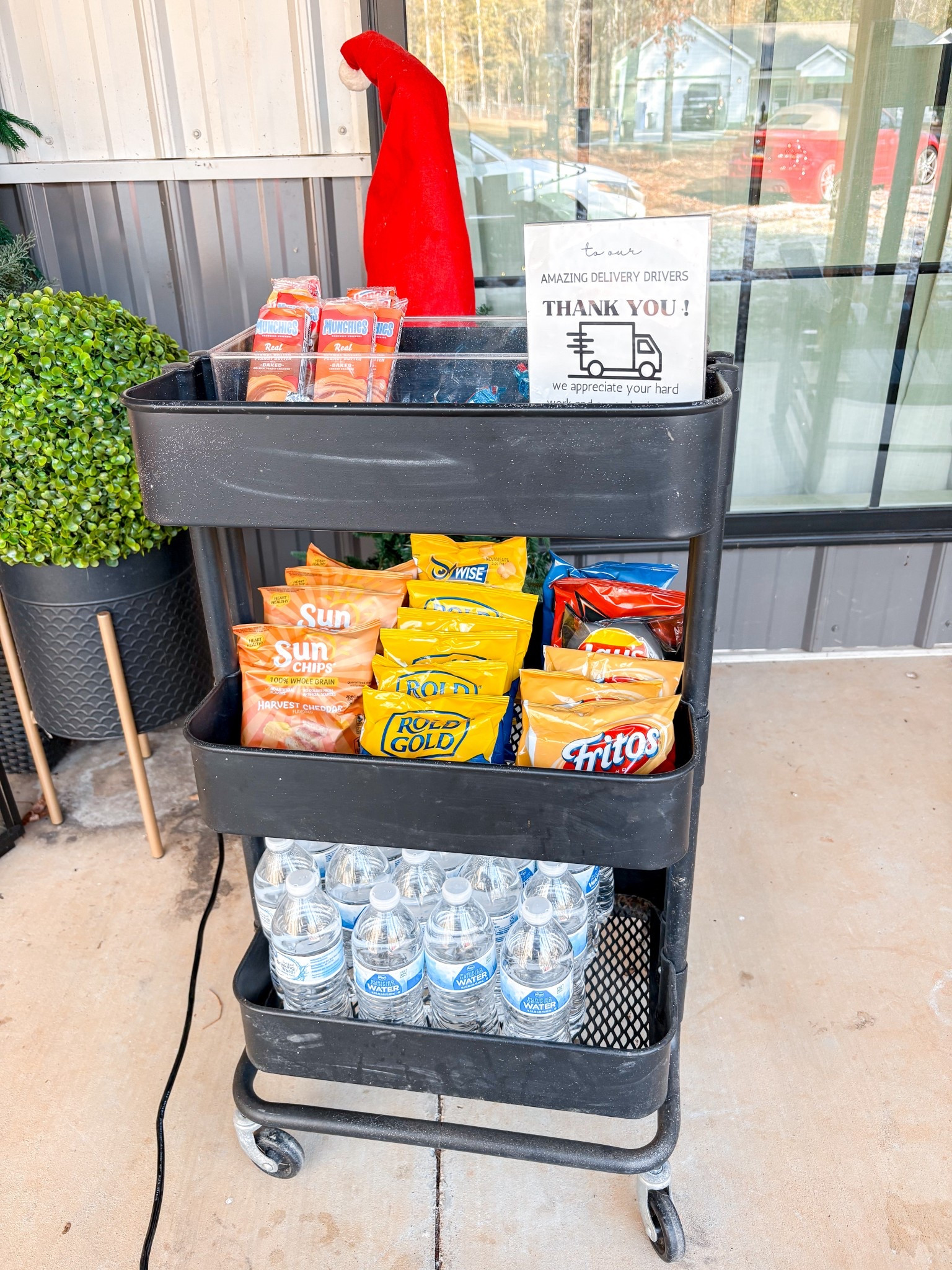 Our snack cart for delivery drivers 💗✉️📦 #snacks #snackcart #porch #deliverycart #deliverydriver #shop #amazon #amazonhaul

#LTKSeasonal #LTKdayinmylife #LTKHome