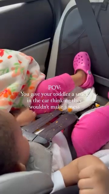 What was I thinking??? I should have definitely given her a snack cup or something lol.  Anyways here are some of my favorite snack products! 😌

#momlife #toddlermom #mothehood 