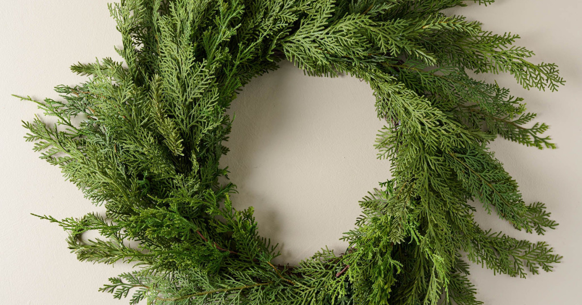Real Touch Cedar Mix Wreath | Magnolia