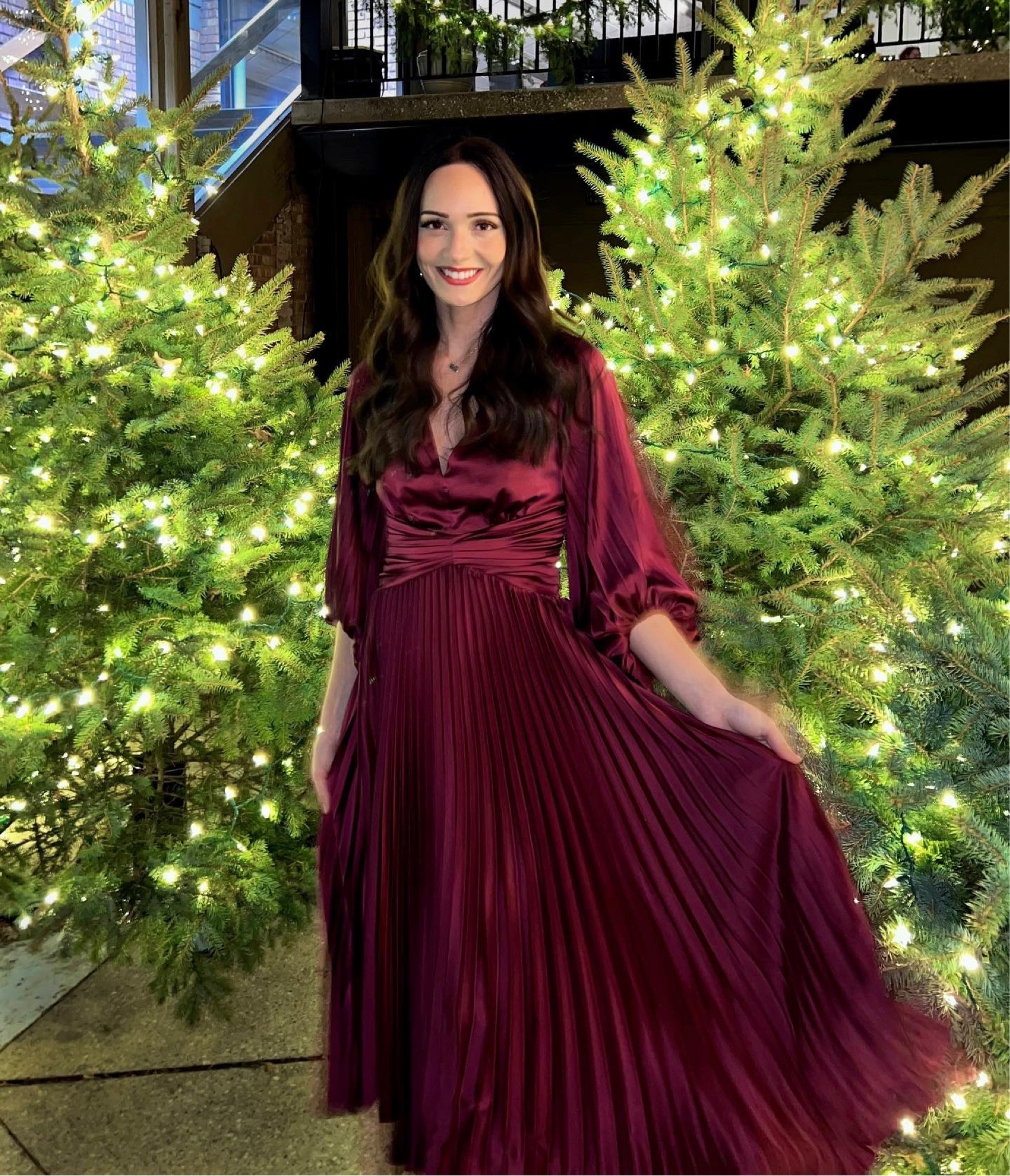 Winter Wedding Guest Dress! #weddingguest

#LTKGiftGuide #LTKwedding #LTKSeasonal