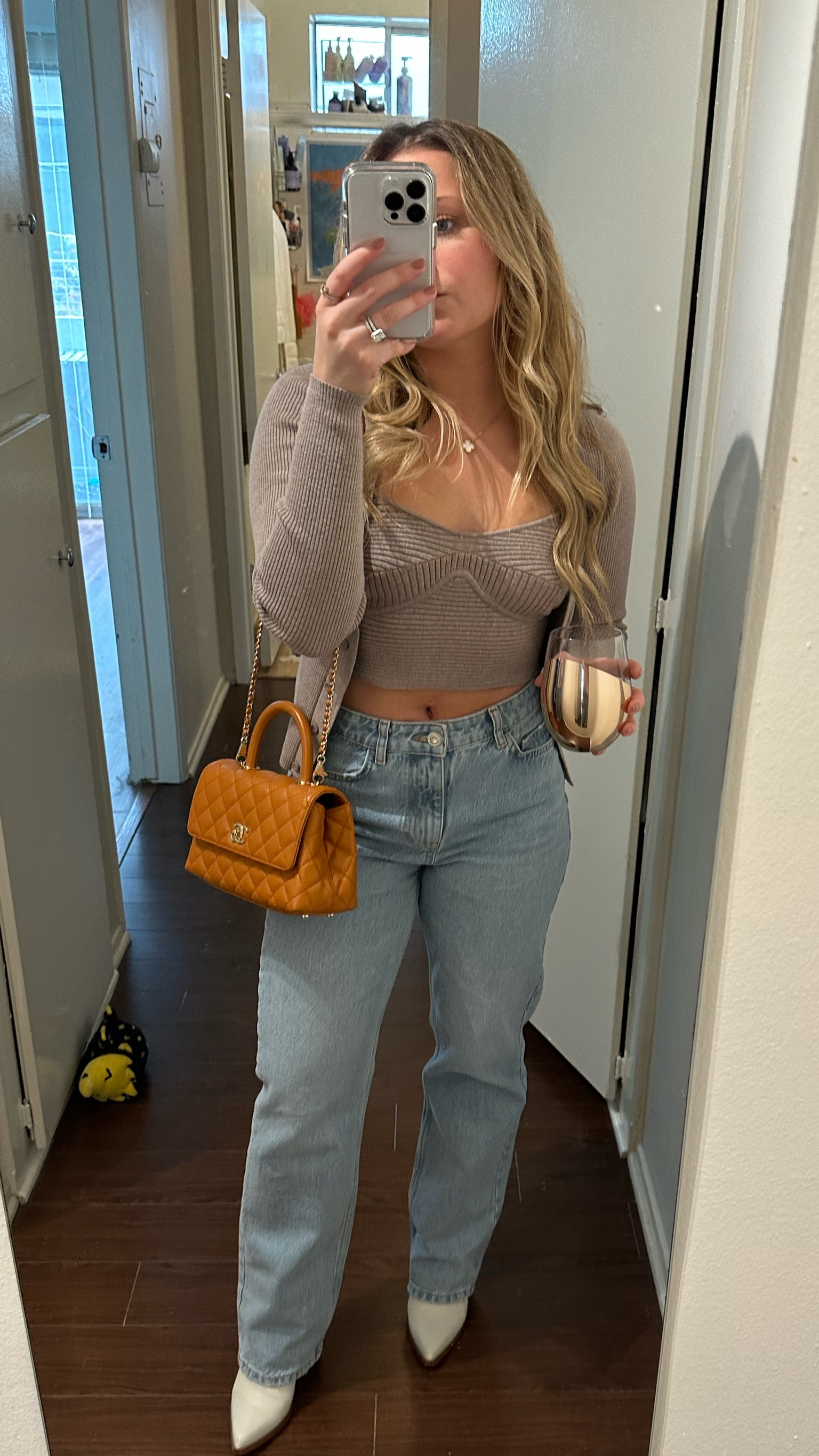 Sunday OOTD in LA (my top set is from bloomingdales last year but I linked something very similar on lulus, jeans are zara)

#LTKSeasonal #LTKsalealert #LTKunder100