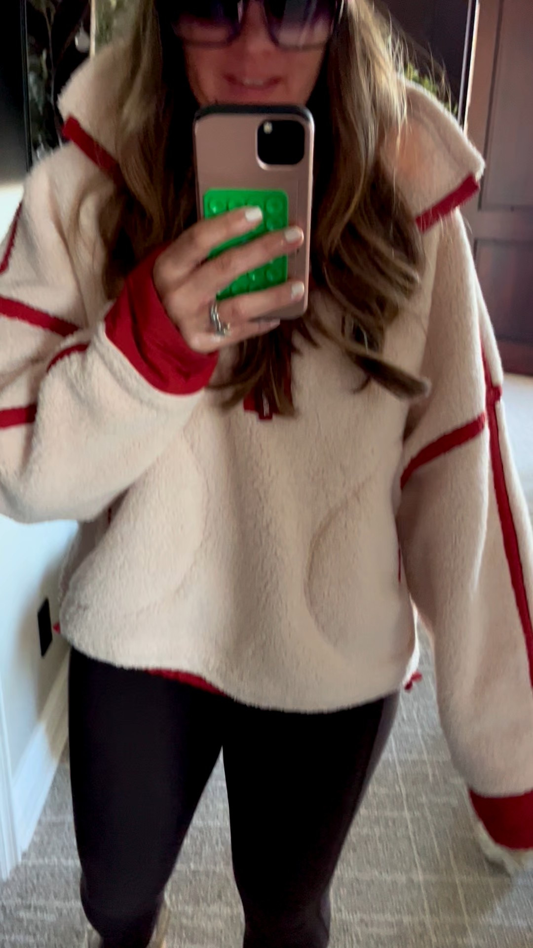 Love this teddy jacket so much. Also…random dogs everywhere 🐶🐶

#LTKgrwm #LTKGiftGuide #LTKootd