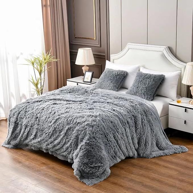 YUSOKI Grey Queen Faux Fur Blanket,2 Layers,90"x90" Without Pillows Big Soft Plush Fuzzy Large Wa... | Amazon (US)