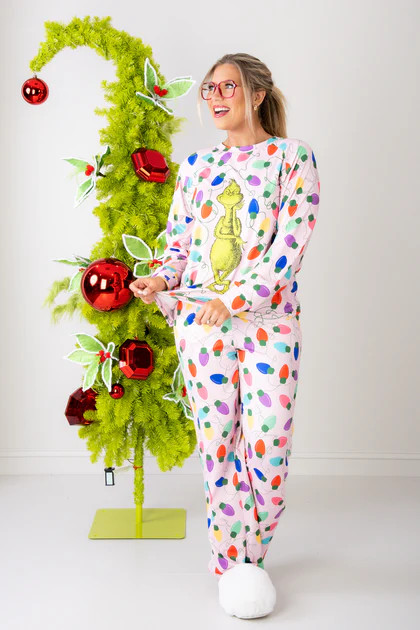 DOORBUSTER Grinchin' Around Pink Long Sleeve Pajama Set | The Willow Tree