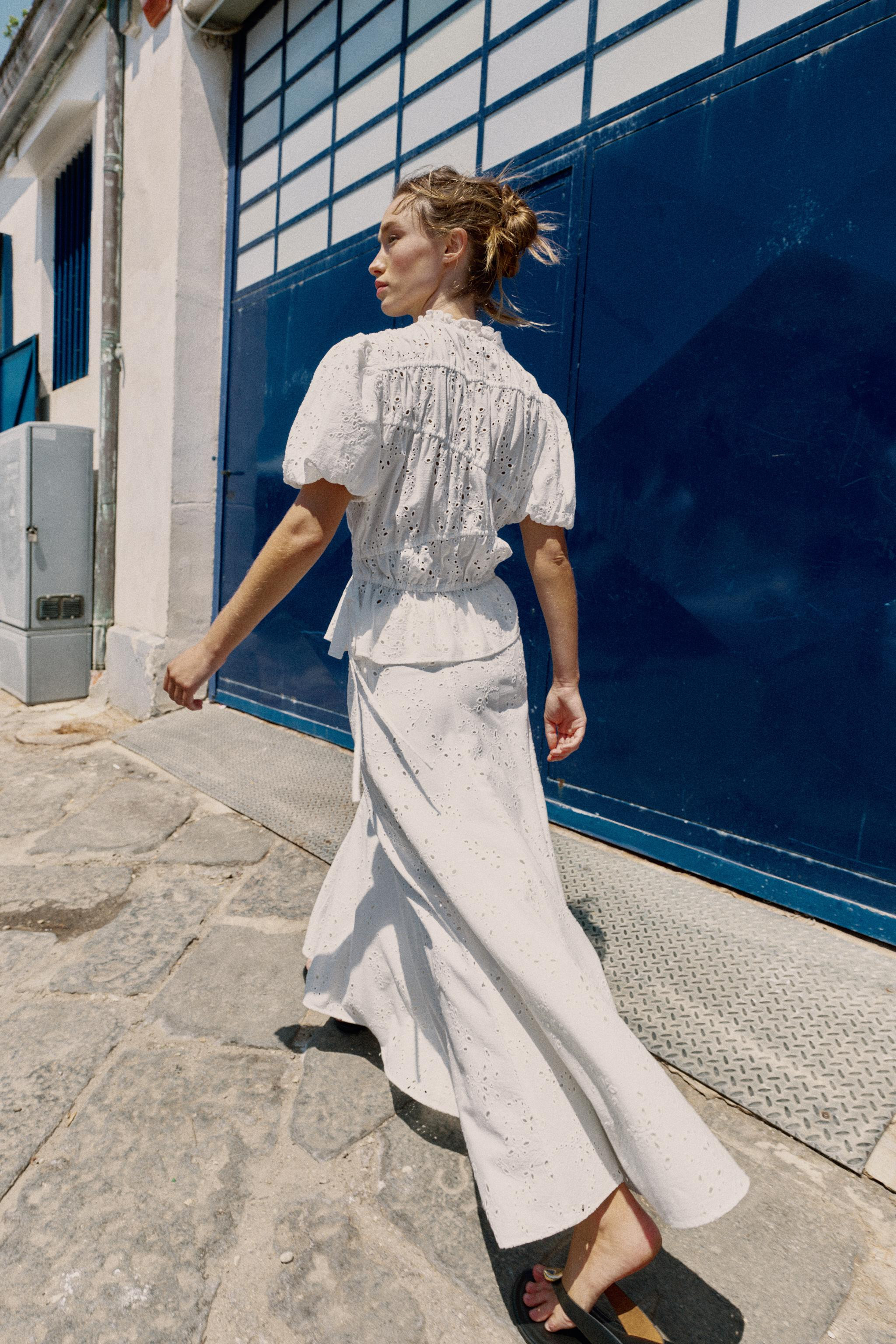 EMBROIDERED EYELET MIDI SKIRT | Zara US