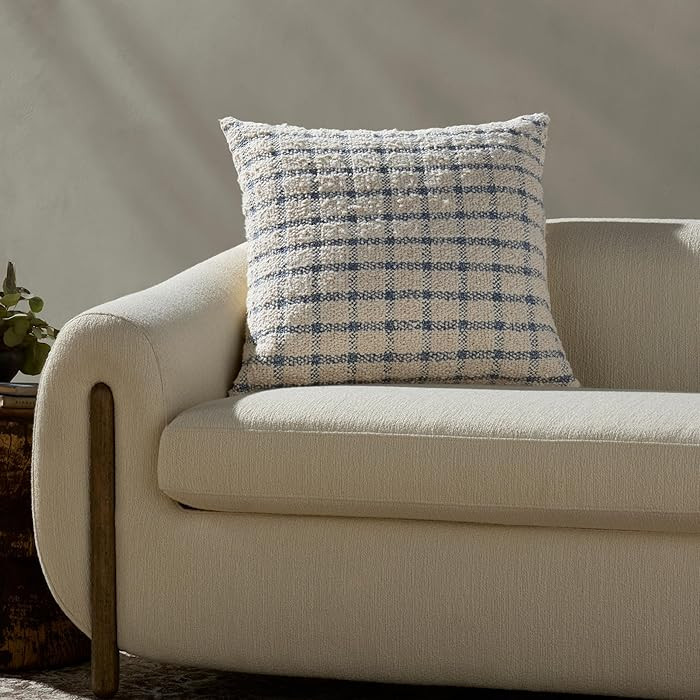 Loloi Magnolia Home by Joanna Gaines Erin Collection PMH0073 Ivory/Blue 22'' x 22'' Cover w/Down ... | Amazon (US)