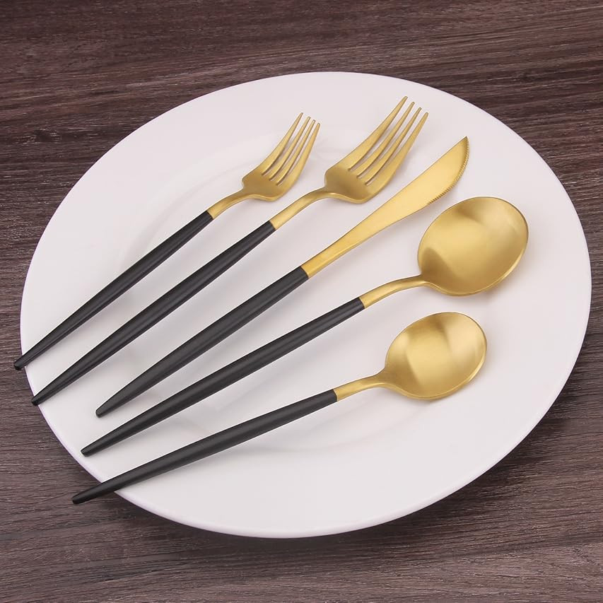 Matte Black Gold Silverware Set 30 Pieces, FAMEWARE Stainless Steel Flatware Set，Service for 6，Kitch | Amazon (US)