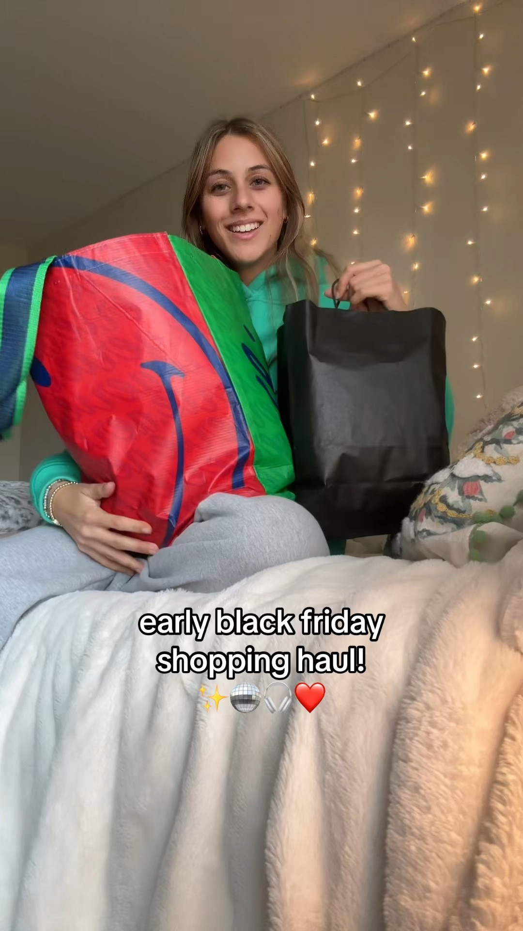 black friday shopping haul! i got tons of good clothes! 
#brandymelville #aerie #pacsun 


#LTKSaleAlert #LTKGiftGuide #LTKCyberWeek