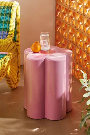 Daisy Indoor/Outdoor Ceramic Side Table | Urban Outfitters (US and RoW)
