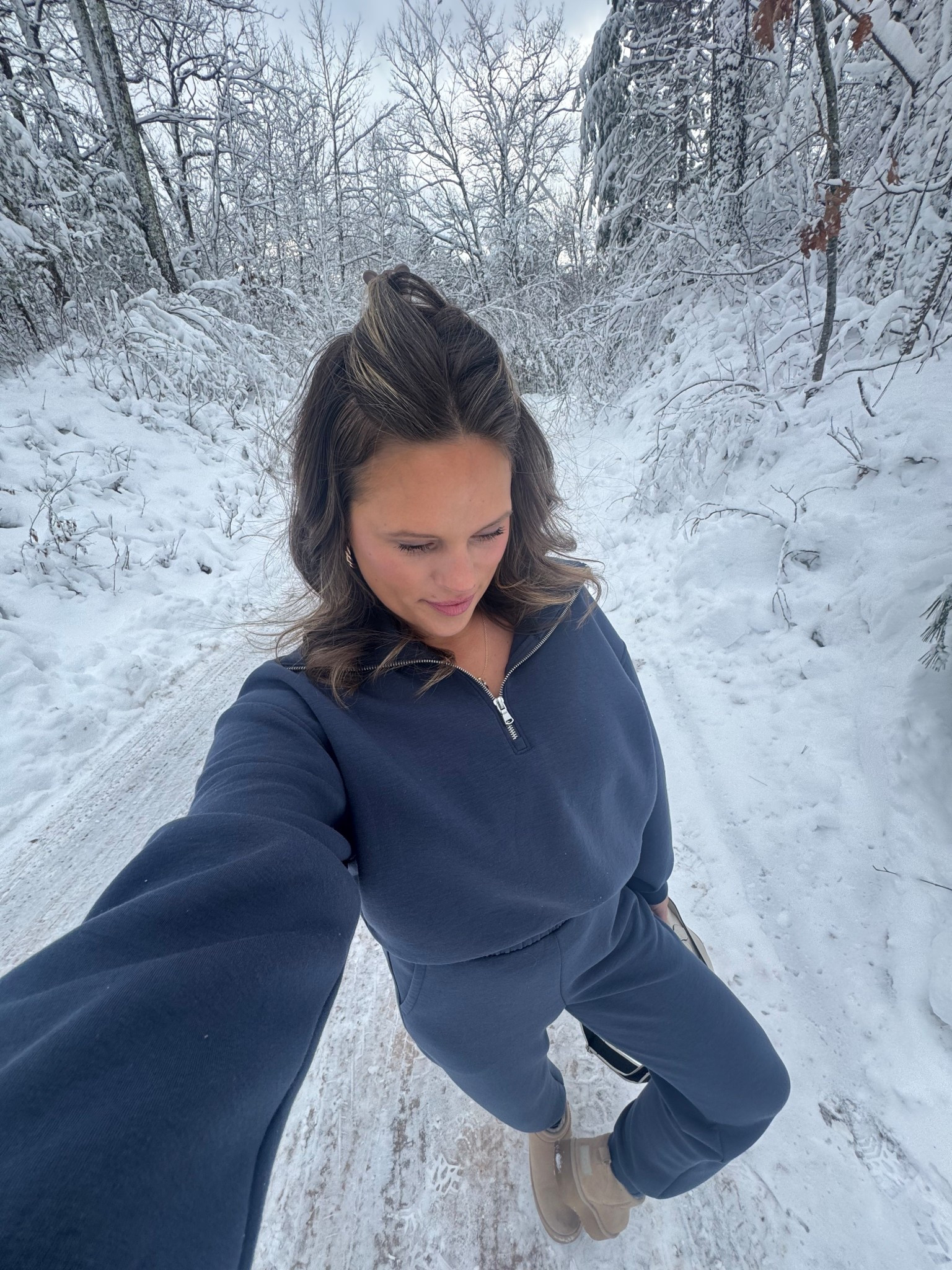 Old Navy Casual Active Set 
Navy Blue Set 

#LTKHoliday #LTKFindsUnder50 #LTKmomlife