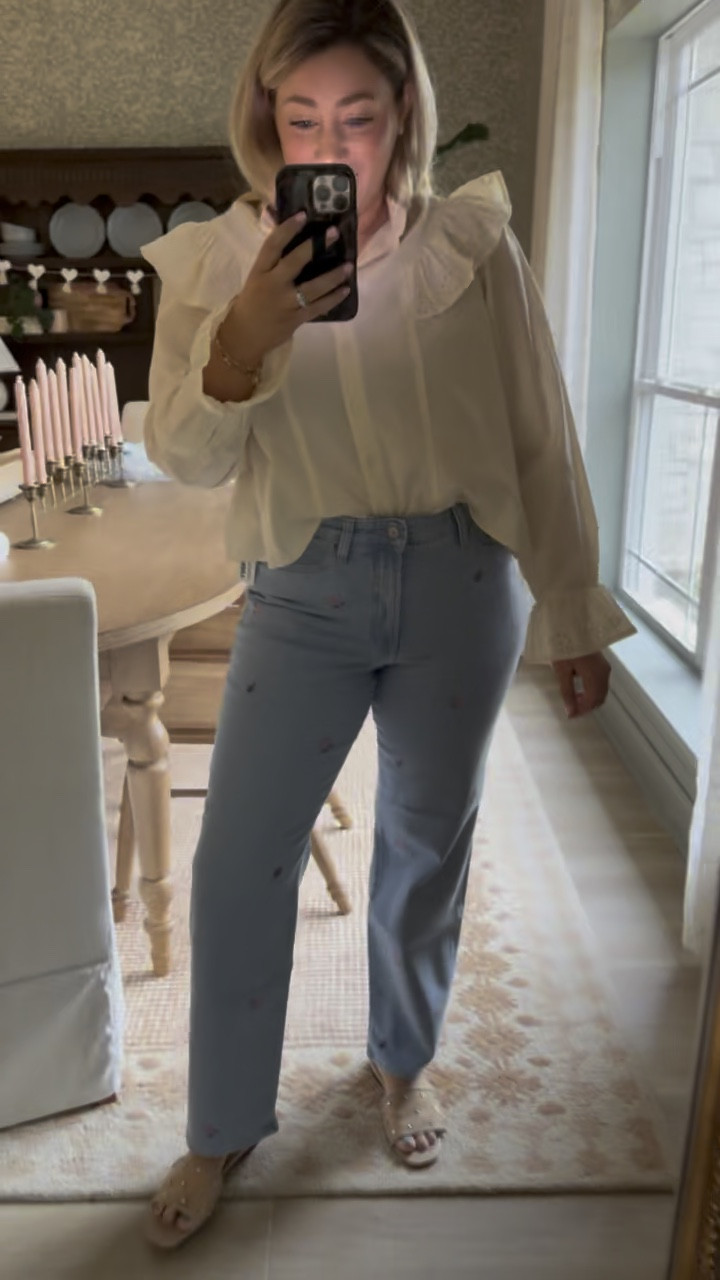 Loving these floral denim jeans! 

THEBLOOMINGNEST spring Walmart top eyelet target old navy 

#LTKMidsize #LTKFindsUnder50 #LTKSeasonal