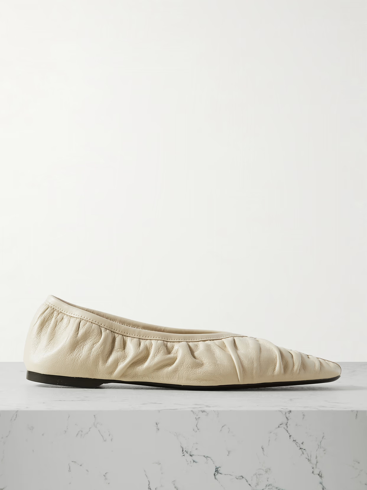 TOTEME - The Gathered Leather Ballet Flats - Off-white | NET-A-PORTER (US)