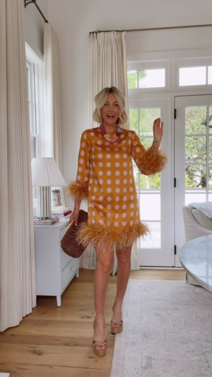 Umm how good is this dress?! 😍 I’m obsessed! Love literally everything about it - the colors, feathers, style, etc! Wearing size 0!

Loverly Grey, cocktail dress, spring wedding guest dress, statement dress, feather dress

#LTKWedding #LTKSeasonal