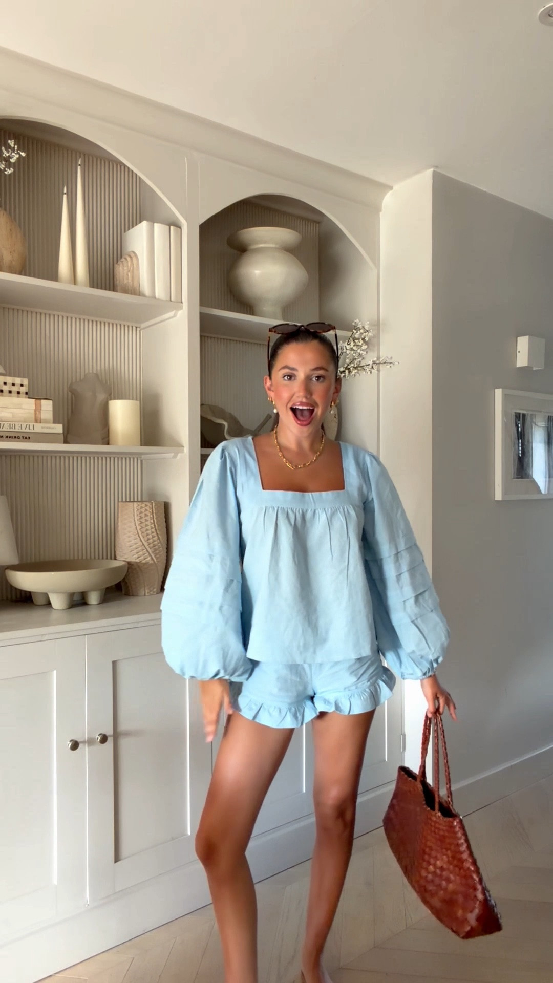 This set is under £20!! I LOVE IT!! 🥰 so chic and the perfect summer outfit! 

Comes in white too!