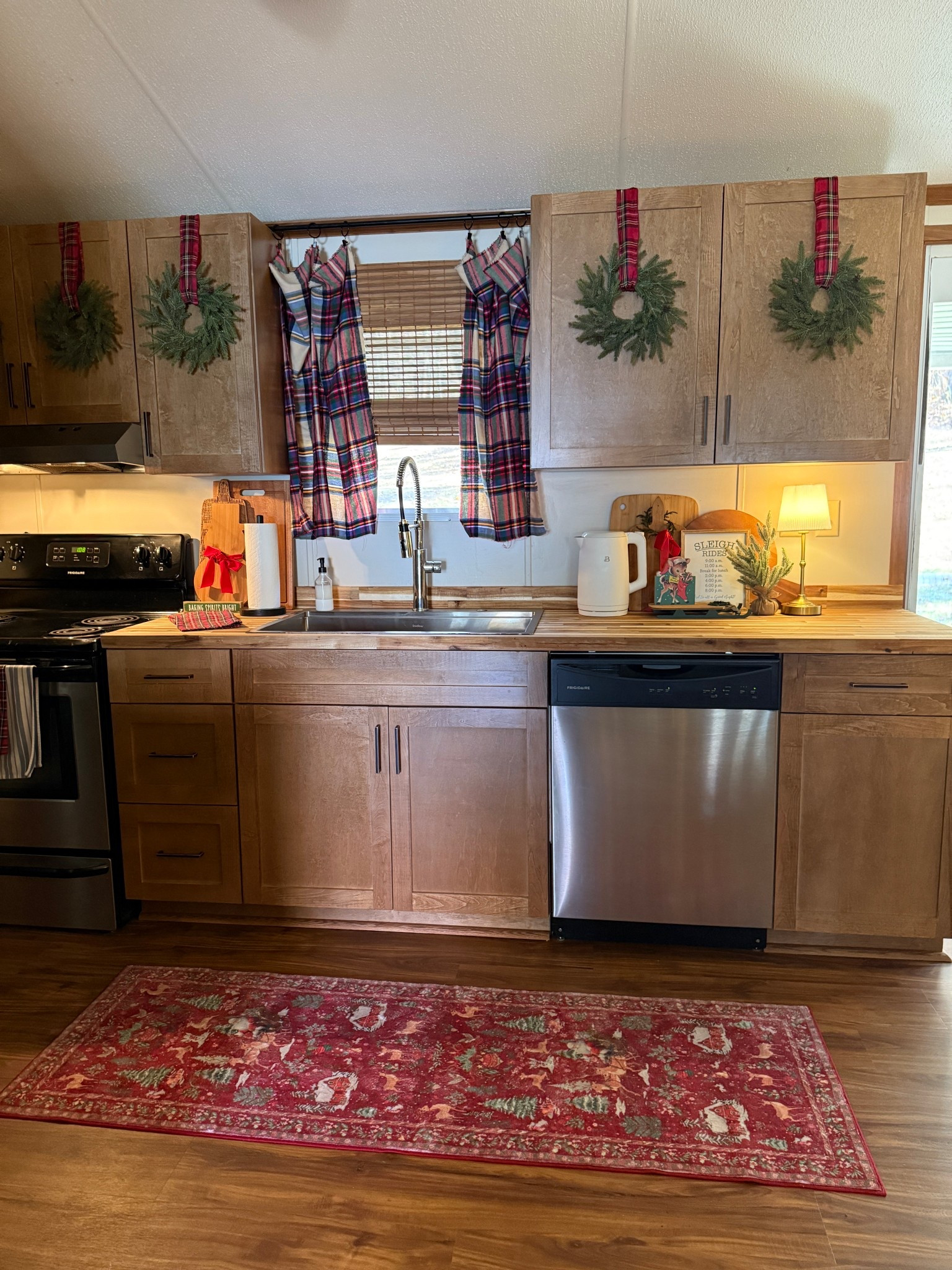 1 of my Holiday Favorite Finds is here, and we’re starting strong with the sweetest Santa rug from Amazon. 🎅❤️

I love pieces that instantly make your home feel warm, cozy, and Christmas-ready — and this rug does all the things. Perfect for your kitchen, entryway, or anywhere you want a little cheerful magic.

#LTKHoliday