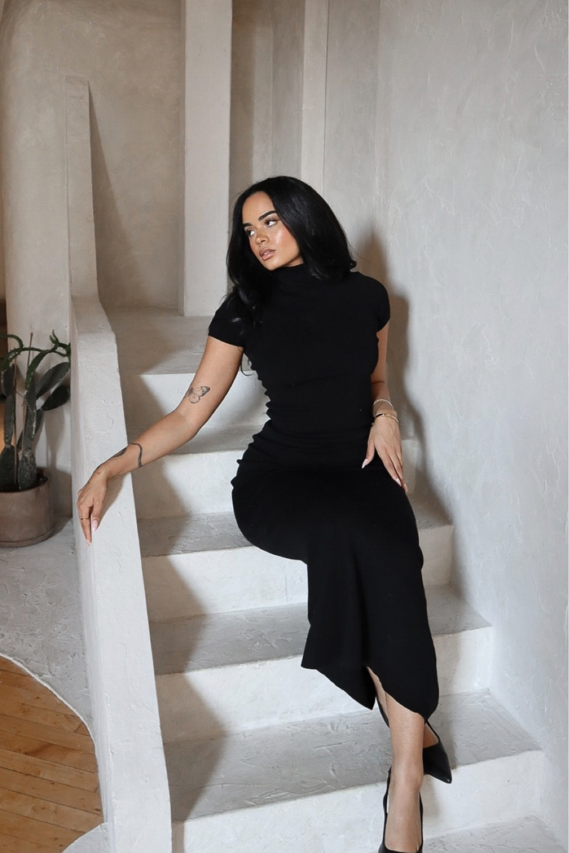 Black set Meshki

Top:Small
Bottom:Small
Material is super stretchy so I recommend sizing down for a tighter fit