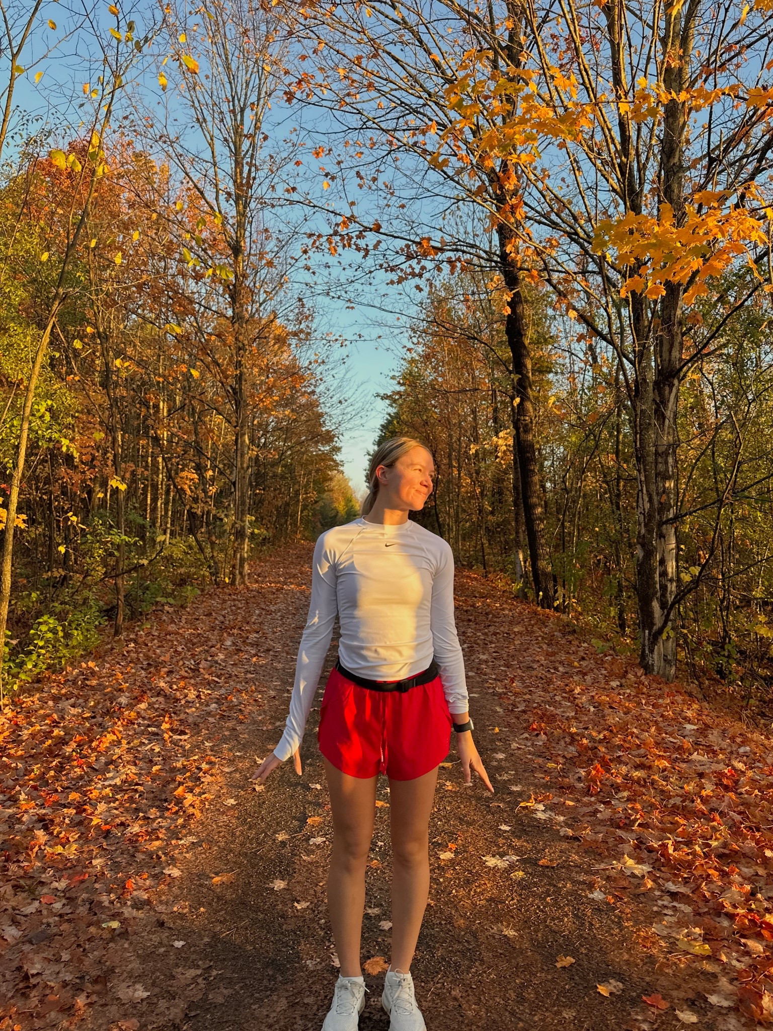 Fall running fit 

Xsmall in top and small bottoms

#LTKfall #LTKfitness #LTKcanada