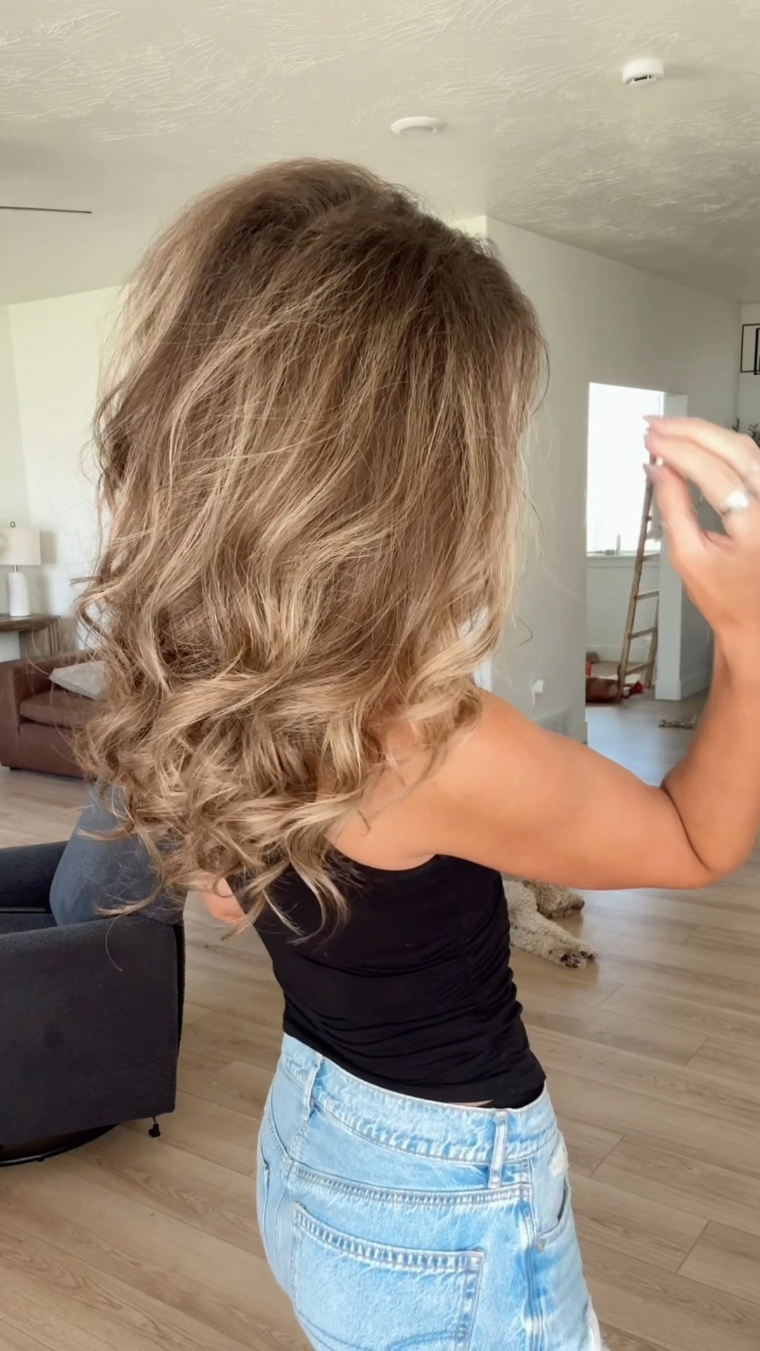 The bounce and movement I got from one styling base. This is the exact Wavytalk Airshape Pro I used for the full look! @wavytalkofficial #wavytalksirshape #wavytalkairstyler #fullvolumeblowout