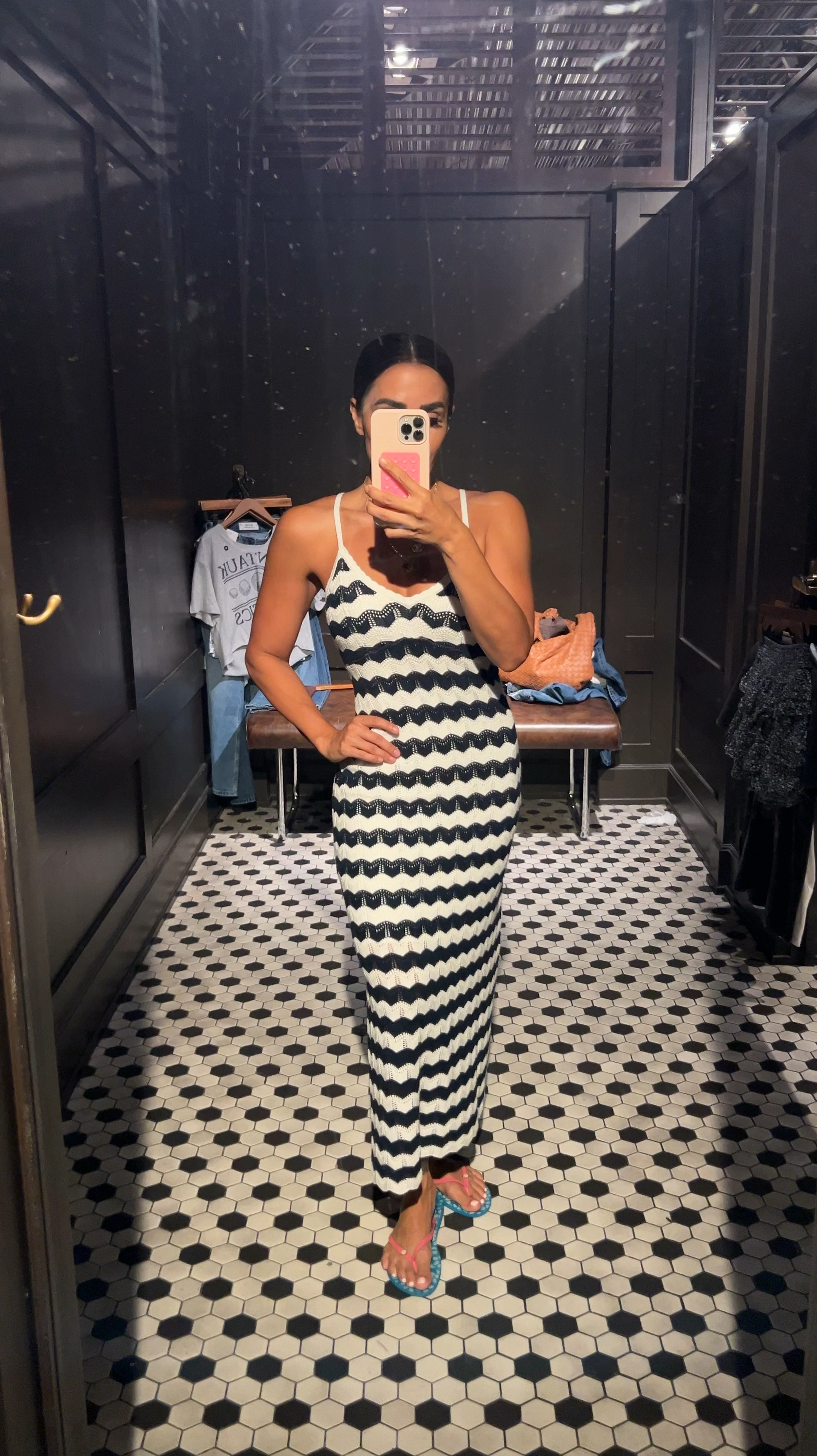 I’m wearing a size Small (regular). I am 5’0” and 115 lbs. 34B

#LTKVideo #LTKStyleTip