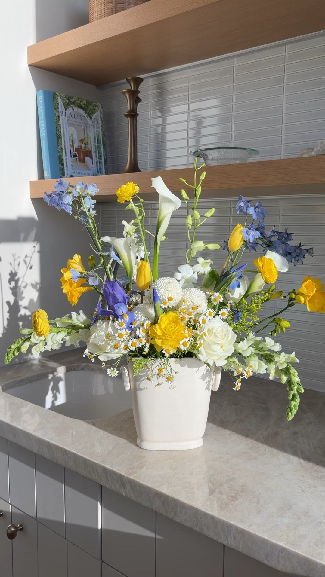 Flower supplies & vase!