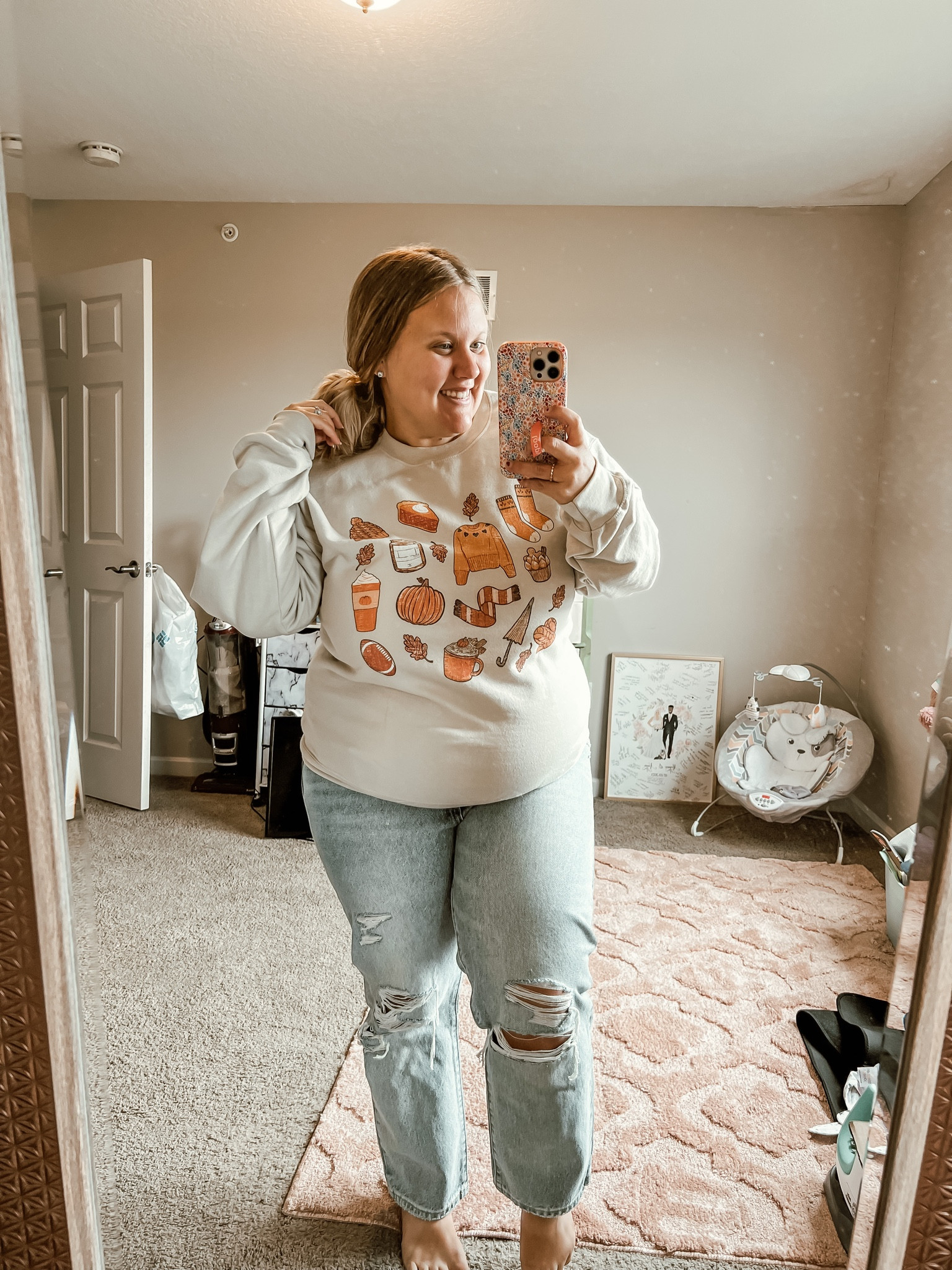 The coziest fall sweatshirt! Paired with Levi jeans 💓

#LTKstyletip #LTKplussize #LTKSeasonal
