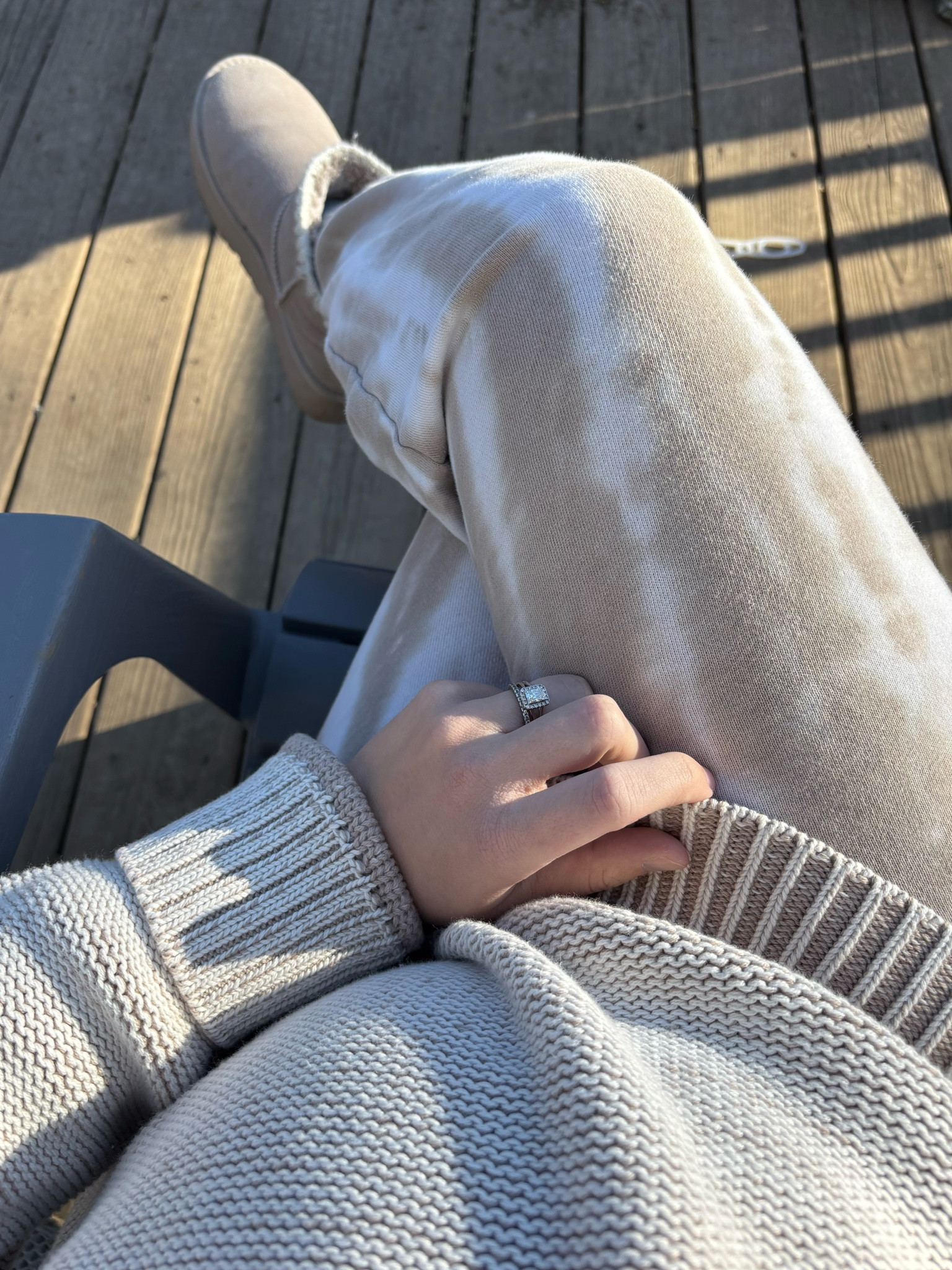 We’re back to cooler weather but still bright and sunny so bundled up to sit and play outside during Beaus snack time! When in doubt monochrome is a no brainer 

#LTKHome #LTKActive #LTKBump