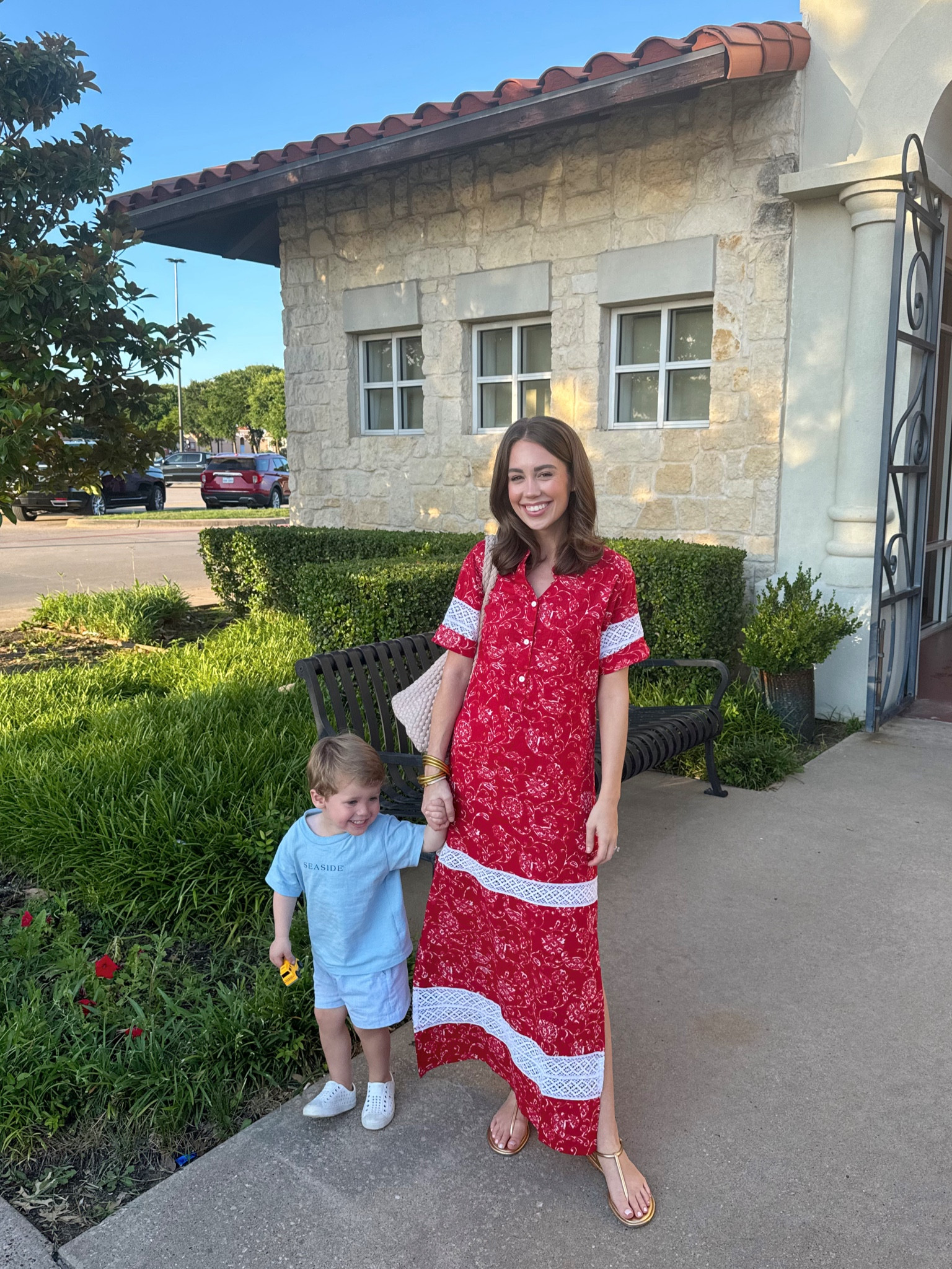Loving this dress! ❤️ Perfect for Memorial Day, summer, and can even transition into fall with the right accessories. I’m wearing the XS. 

#LTKSaleAlert