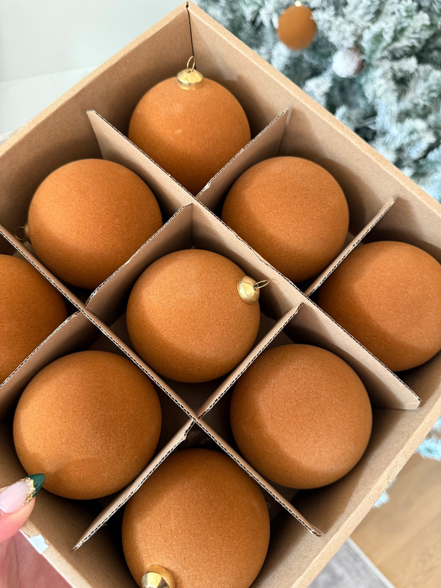 budget friendly velvet ornaments 