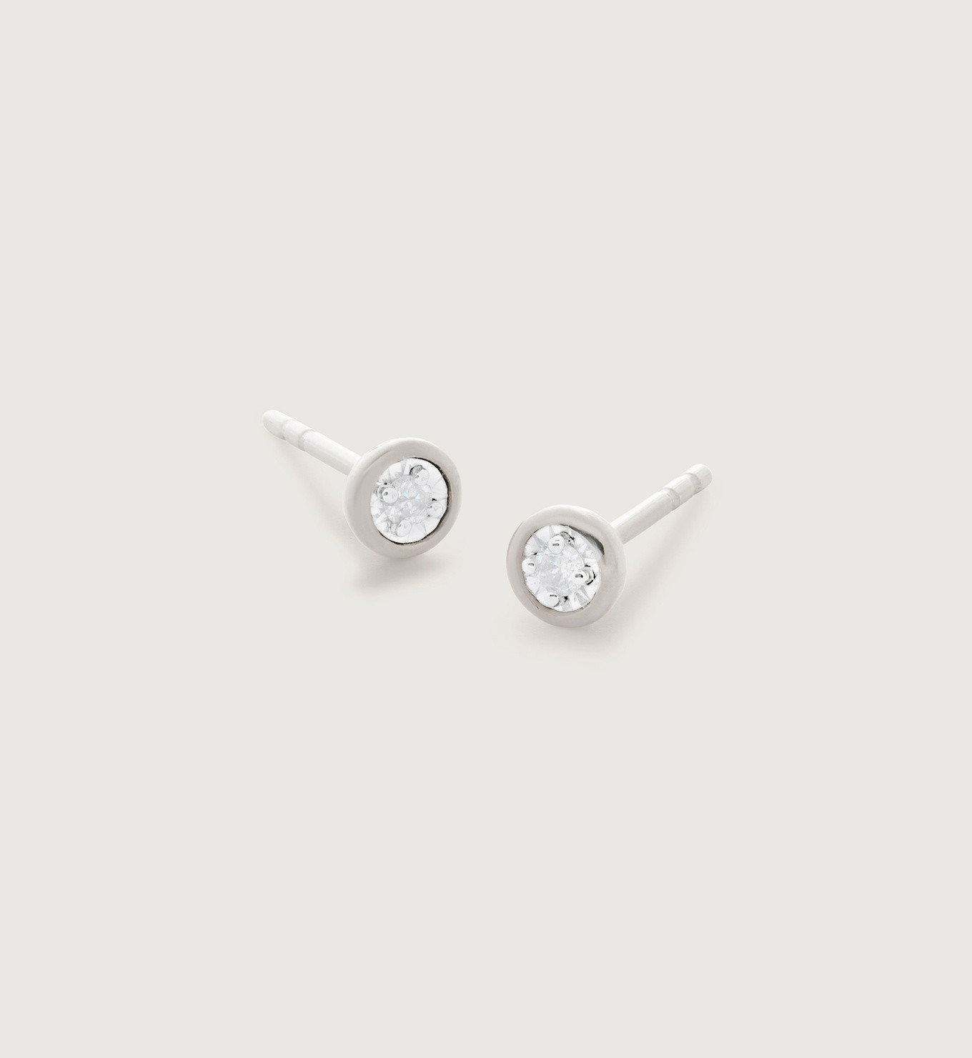 Diamond Essential Small Stud Earrings | Monica Vinader (Global)
