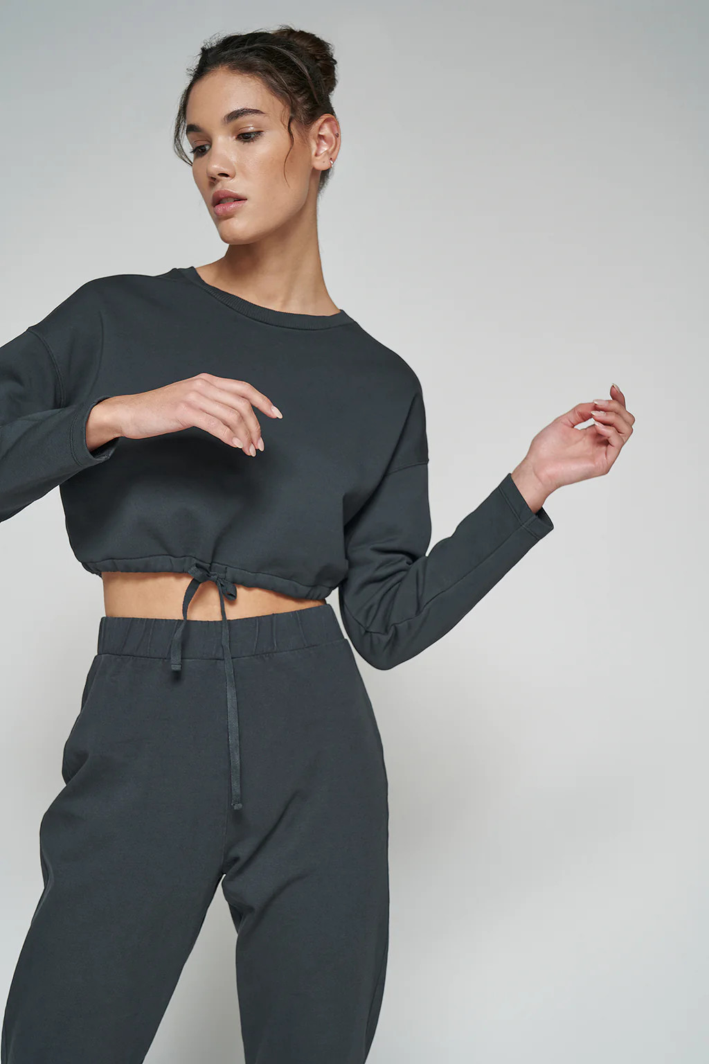 100% Organic Cotton Natural Dye Drawstring Hem Sweatshirt | nu-in Nordics