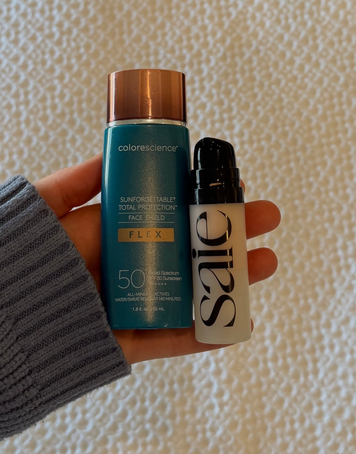 The best combo for glowy + dewy skin💛 (spf is in shade light, saie is in the shade starglow)