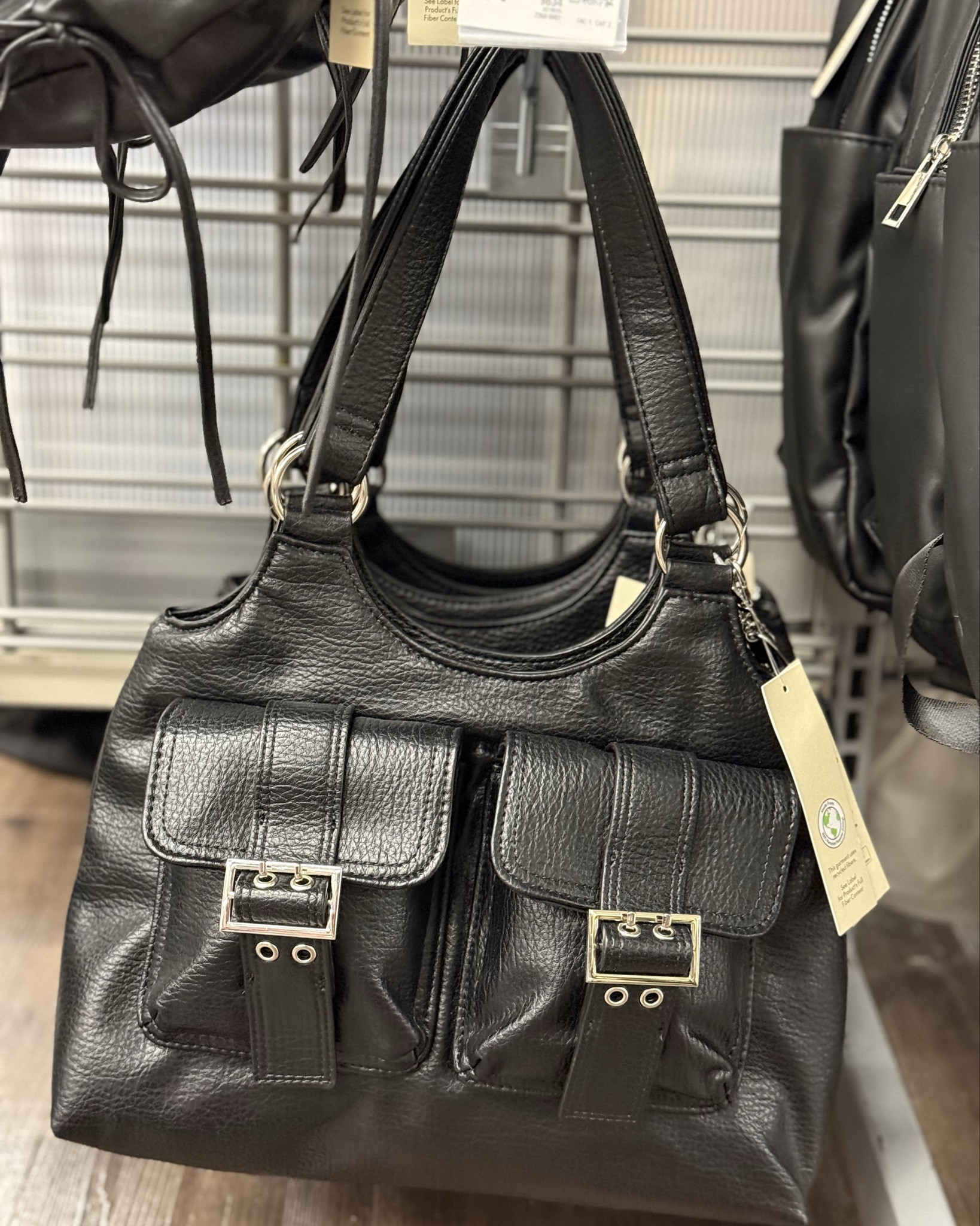 The perfect everyday bag!  Includes a purse charm ❤️

#LTKStyleTip #LTKItBag #LTKFindsUnder100