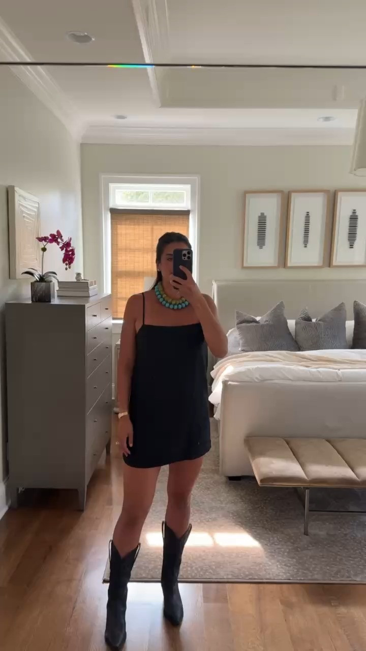 Boots are coming back out!!

tts: M

aritzia, aritzia dress, aritzia dresses, baublebar, tecovas, boots outfit, boots dress, date night outfit, black aline dress, black tshirt dress, grace white 

 

#LTKootd #LTKgrwm #LTKMothersDay