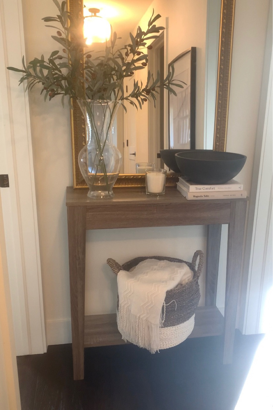 The cutest little accent table! 

Entryway table, wood table, table, wayfair, entryway decor, neutral furniture, wood furniture, target, Amazon, pottery barn, west elm, target, crate and barrel, cb2

#LTKunder100 #LTKstyletip #LTKhome