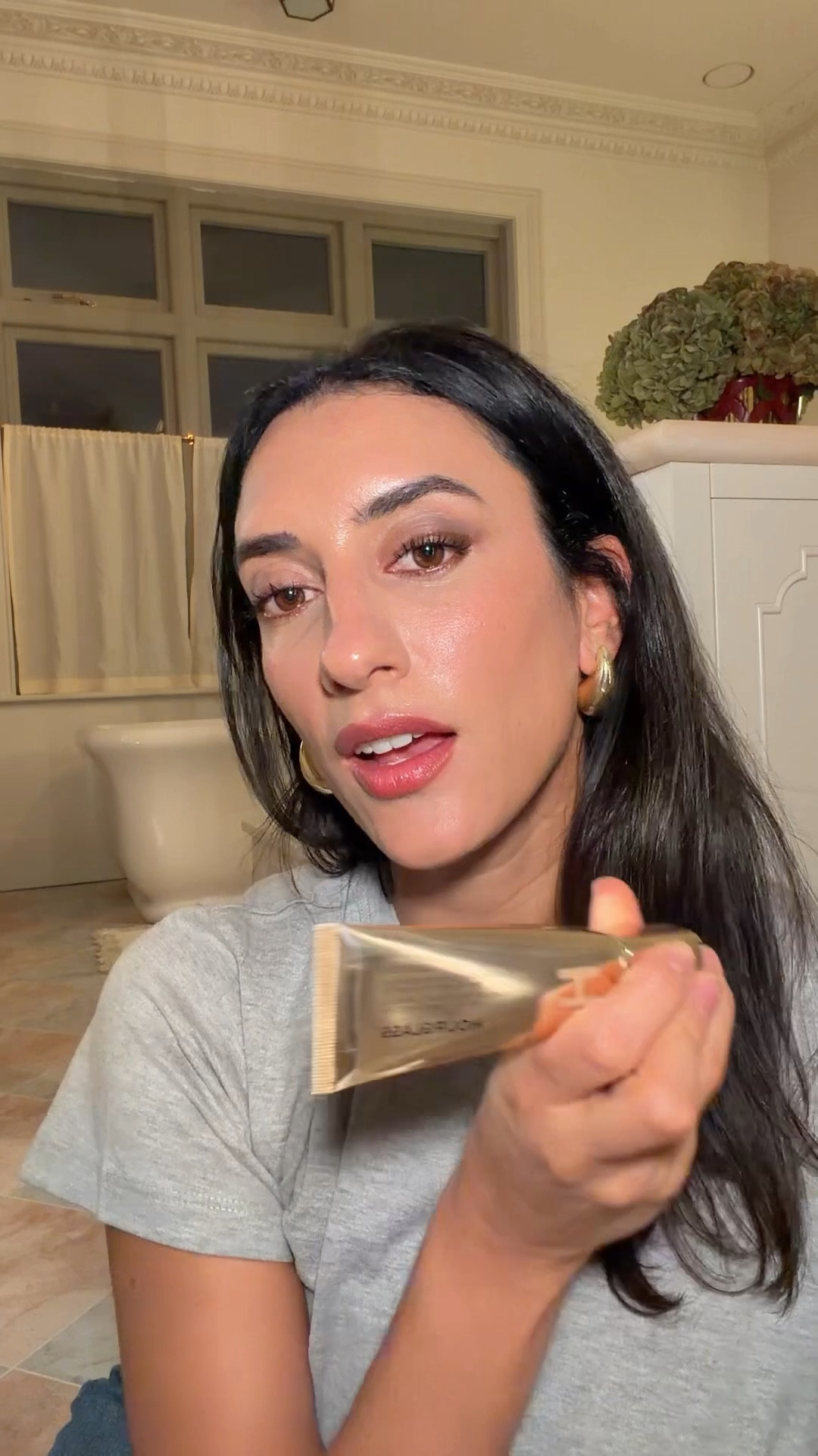 Advanced skincare buildable, ultra creamy foundation 💫